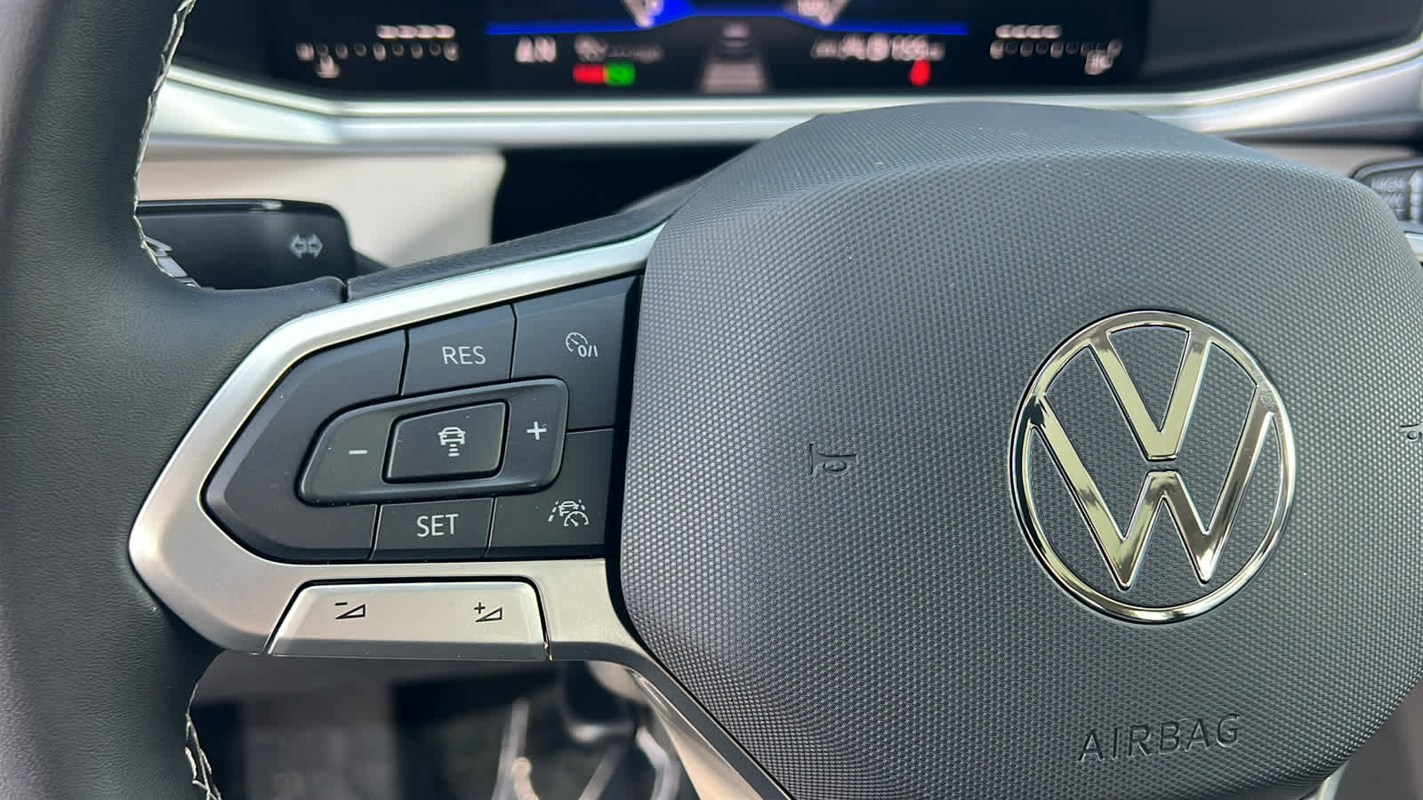 Thumbnail: 2025 Volkswagen Taos - 19