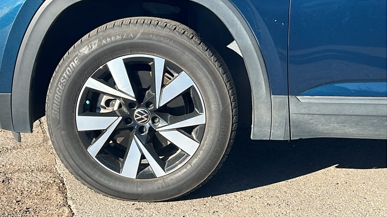 Thumbnail: 2021 Volkswagen Atlas - 9