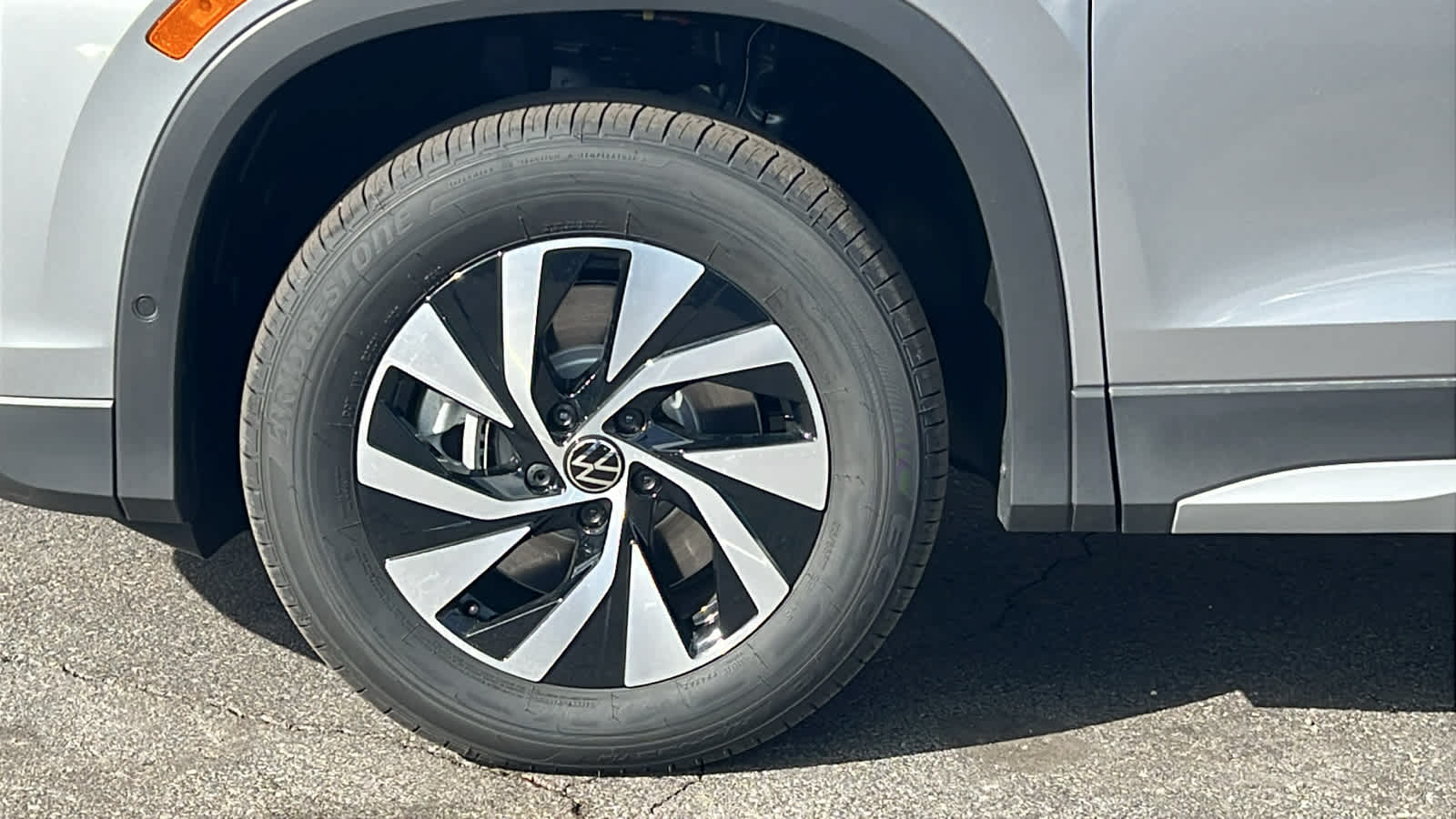 Thumbnail: 2026 Volkswagen Tiguan - 9