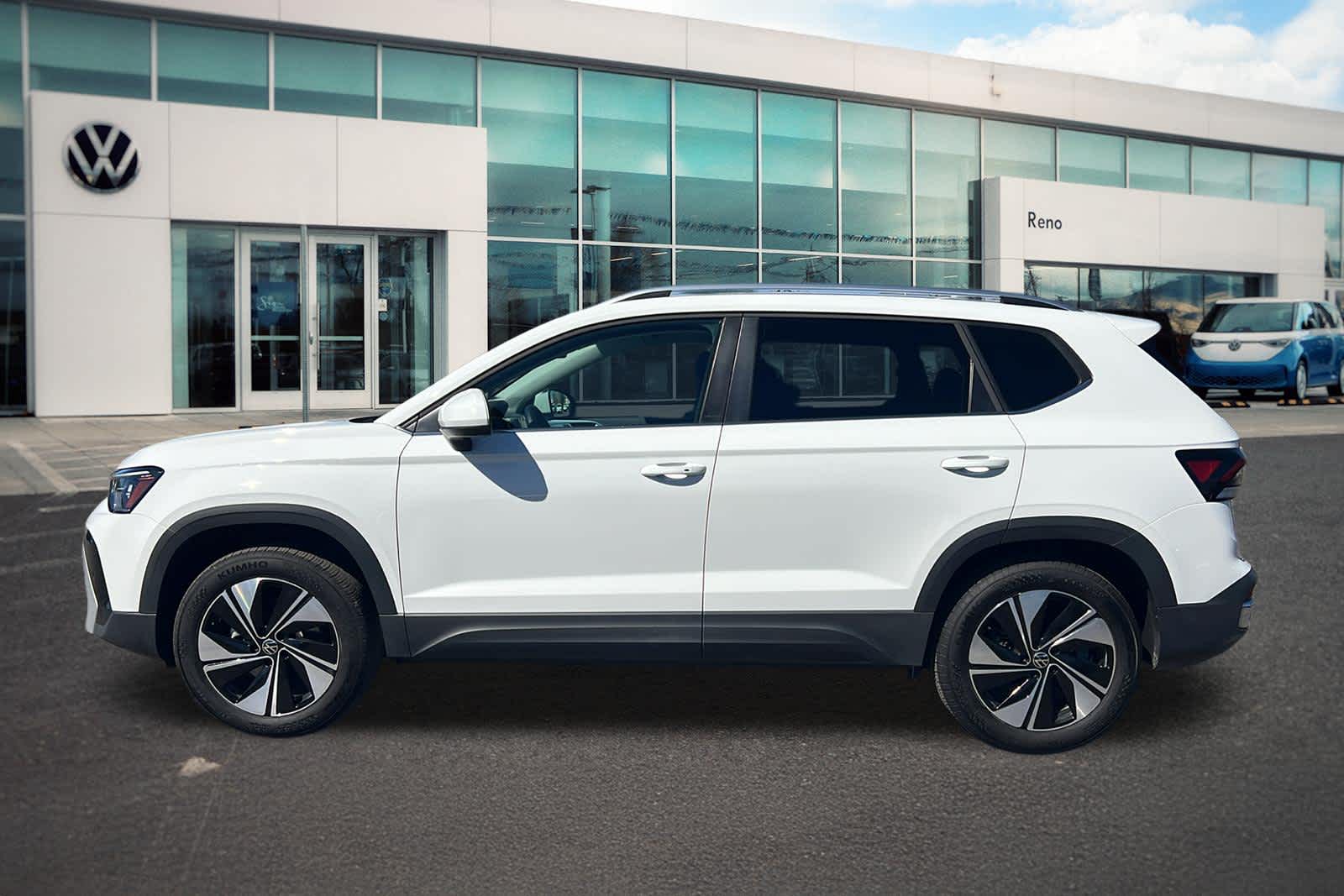 Thumbnail: 2025 Volkswagen Taos - 8