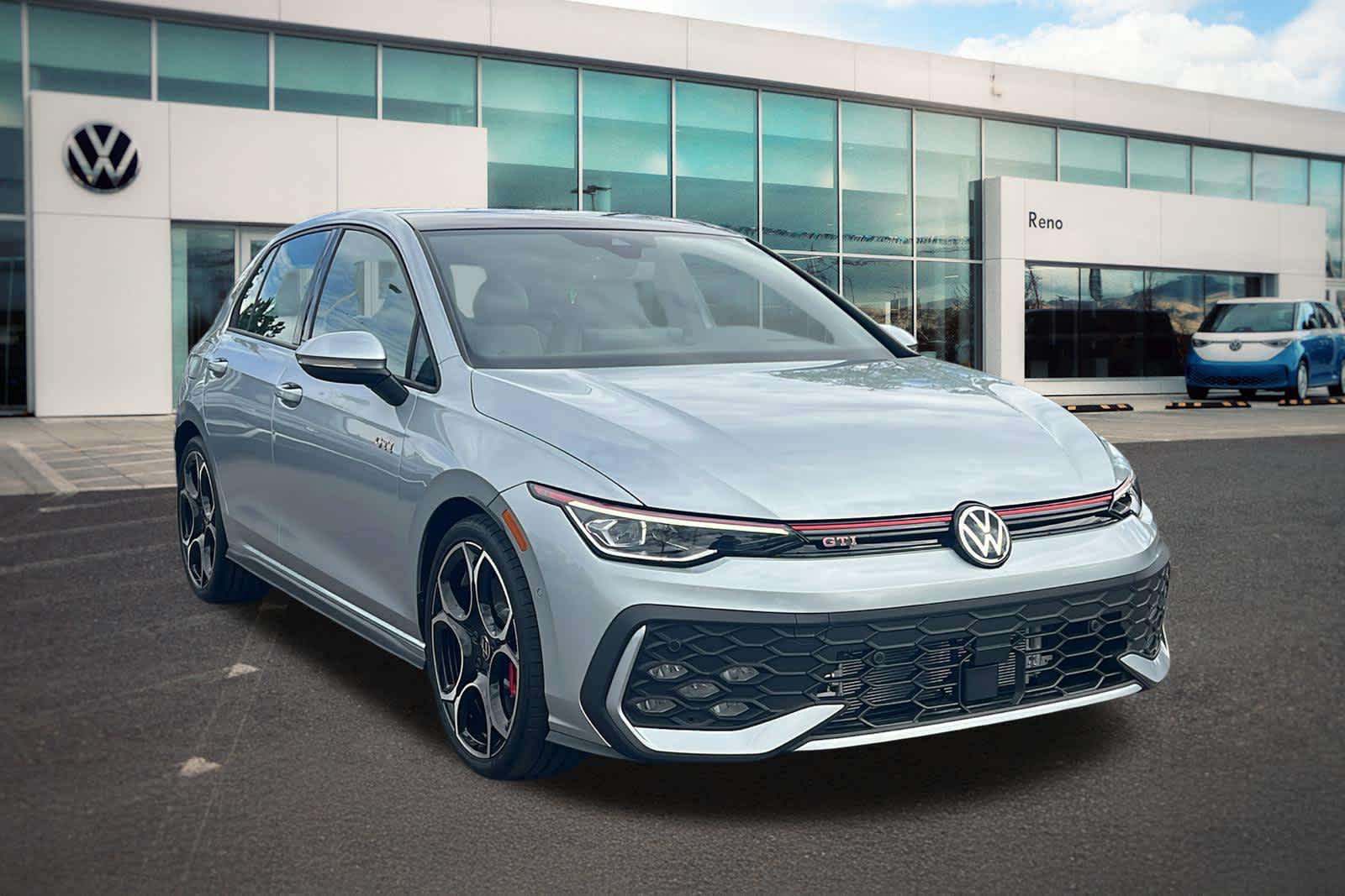 Thumbnail: 2025 Volkswagen Golf - 3