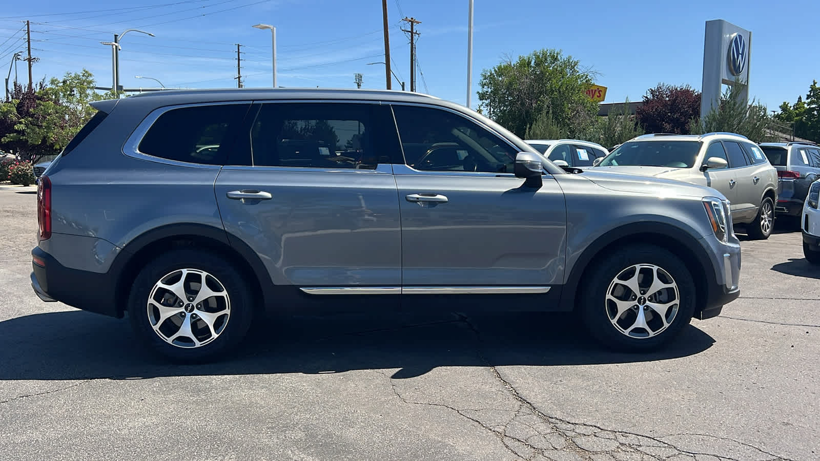 Thumbnail: 2022 Kia Telluride - 4