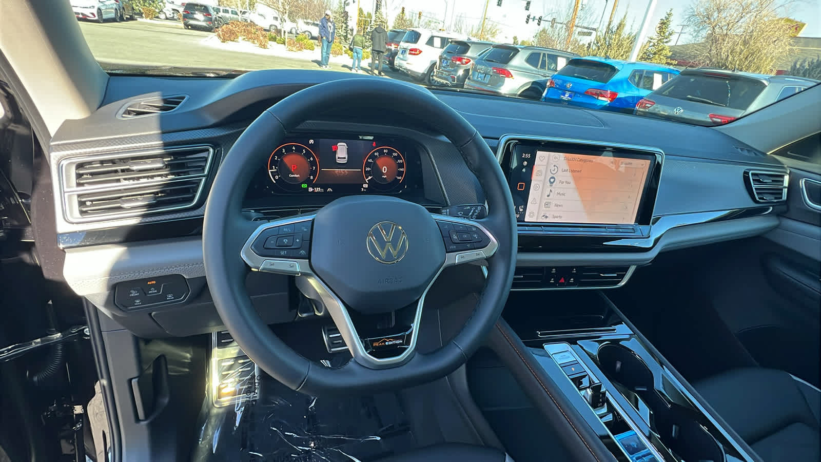 Thumbnail: 2025 Volkswagen Atlas - 2