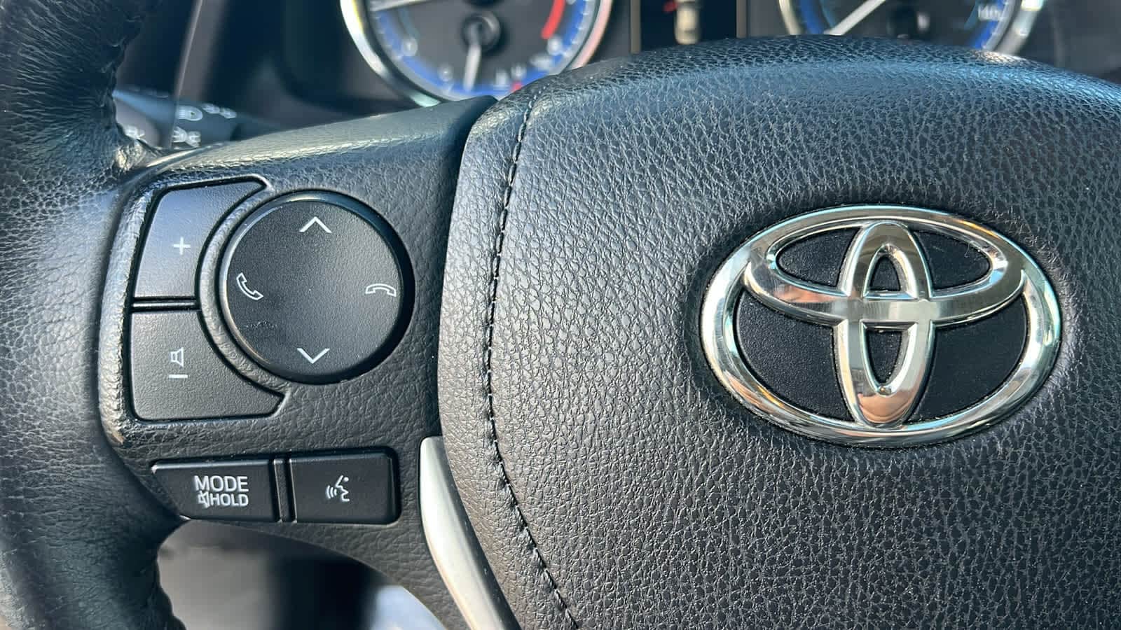 Thumbnail: 2017 Toyota Corolla - 19