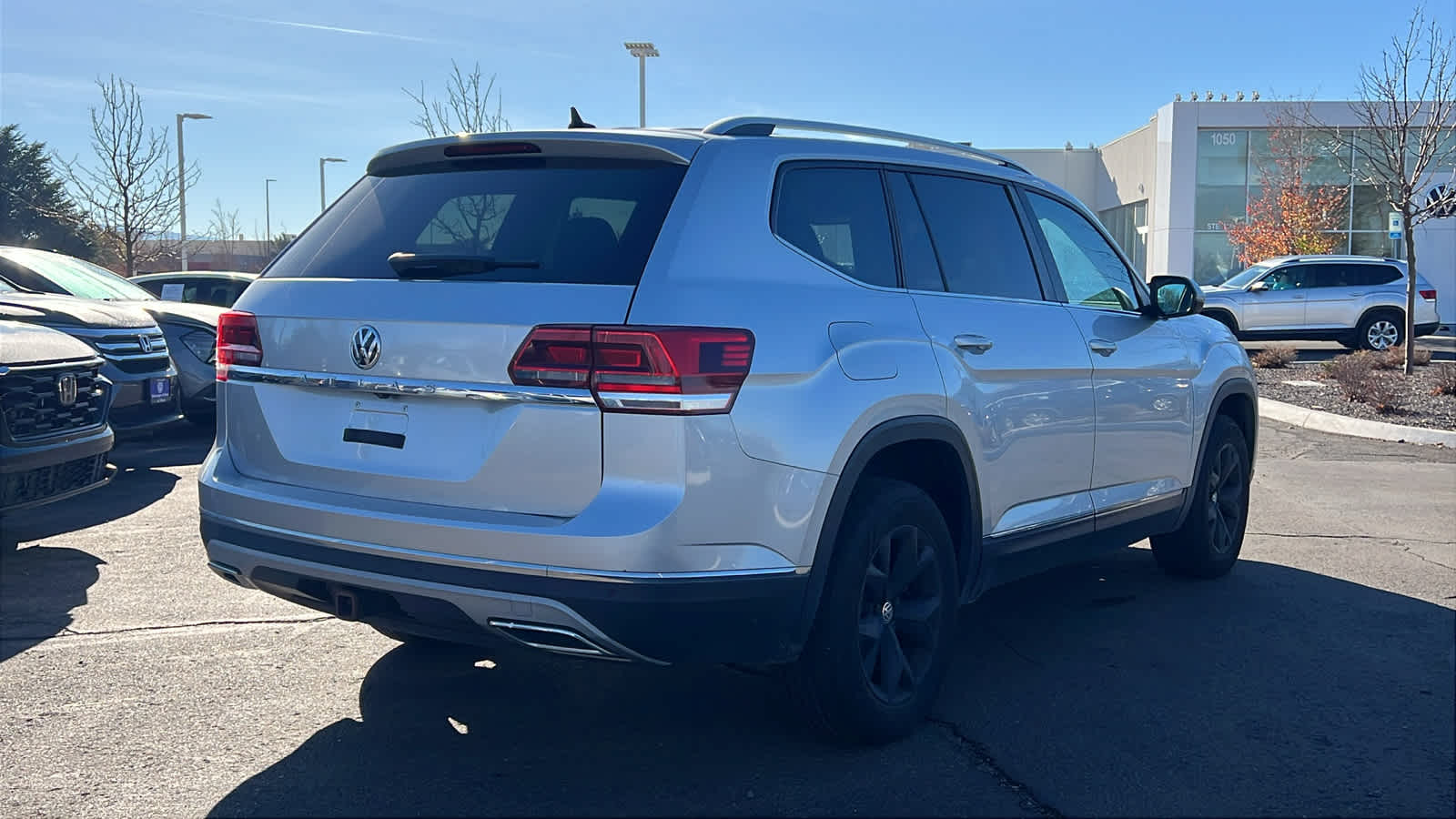 Thumbnail: 2018 Volkswagen Atlas - 5