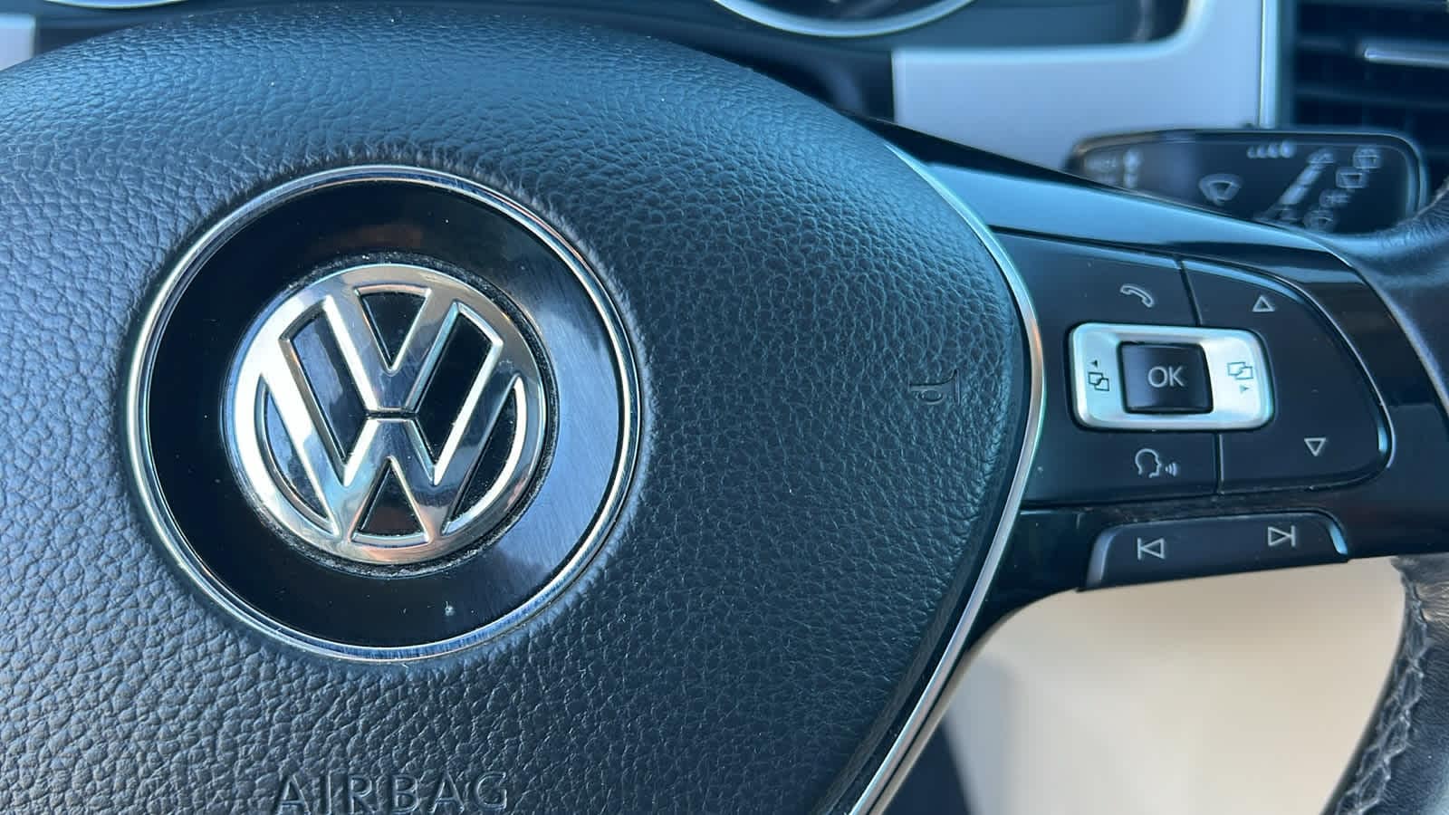 Thumbnail: 2018 Volkswagen Atlas - 20