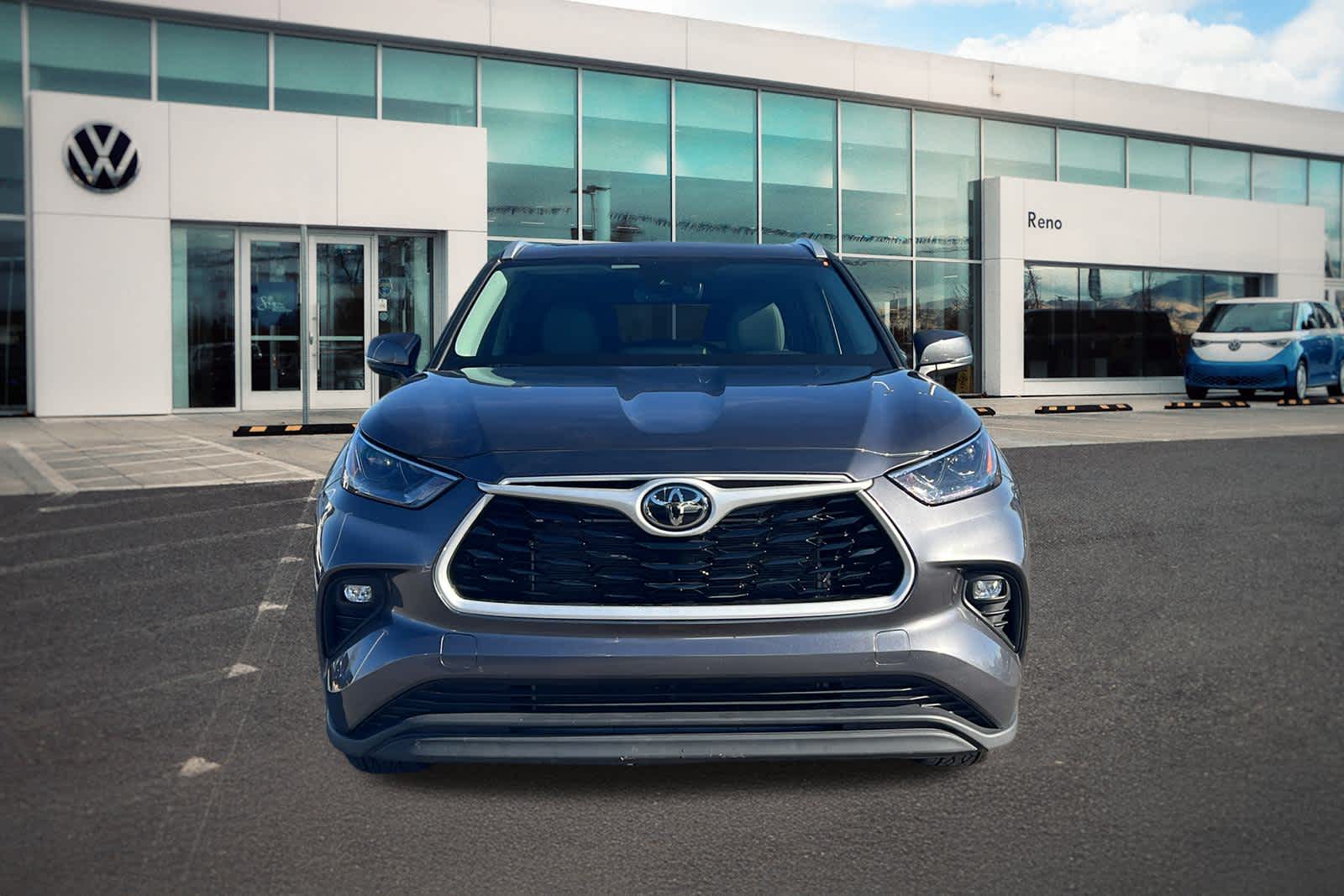 Thumbnail: 2024 Toyota Highlander - 2