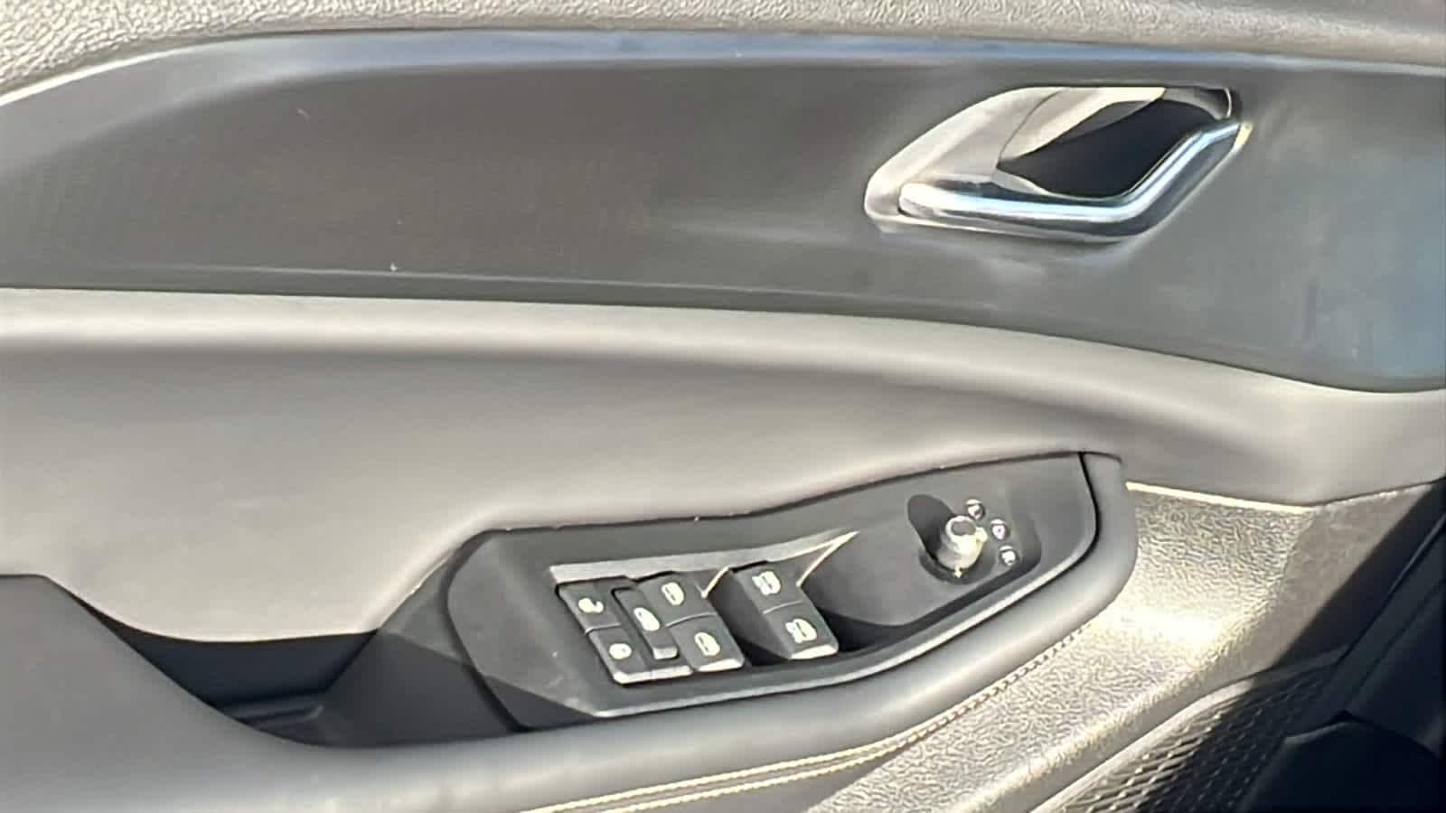 Thumbnail: 2025 Jeep Grand Cherokee L - 22