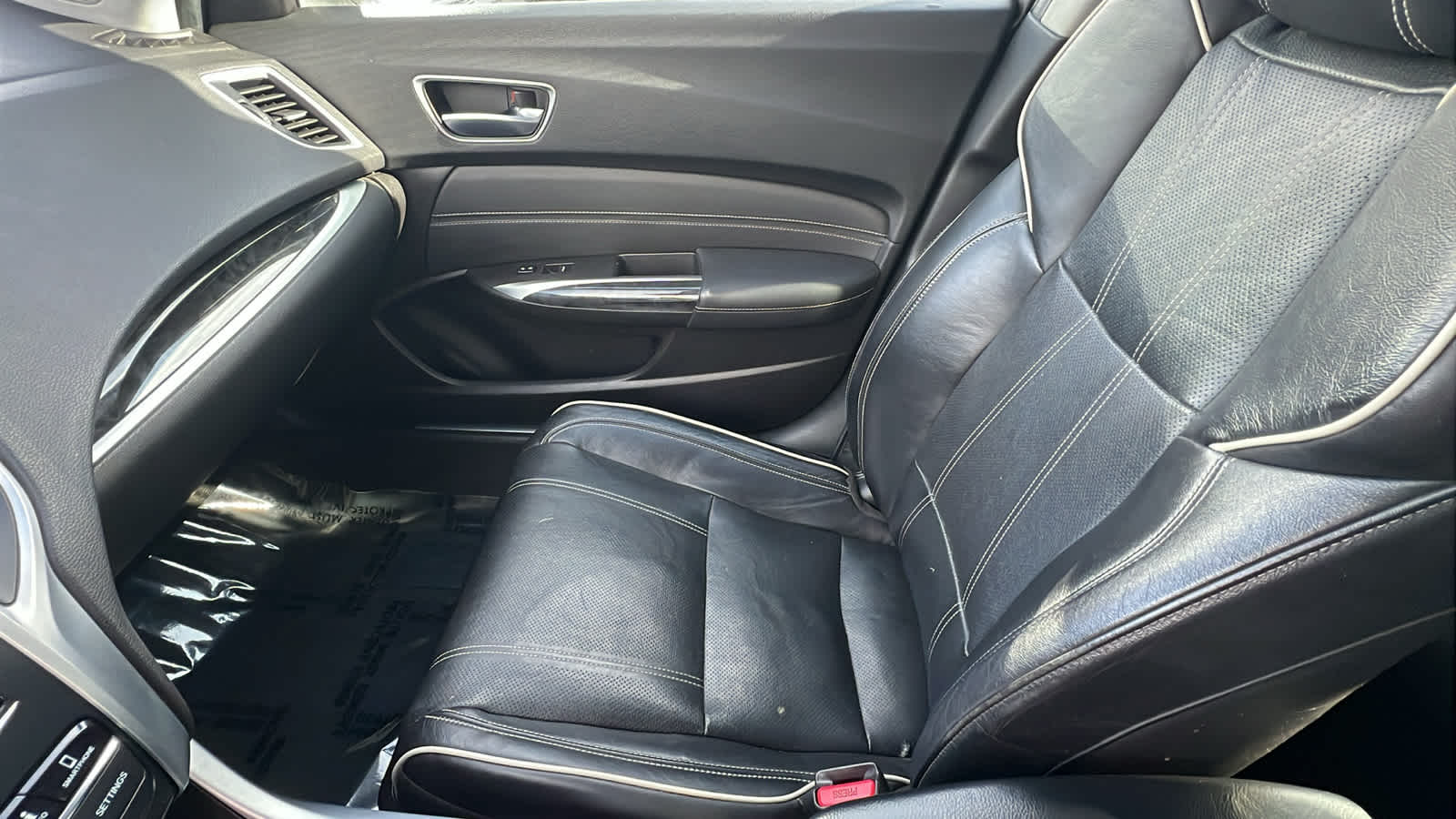 Thumbnail: 2018 Acura TLX - 12