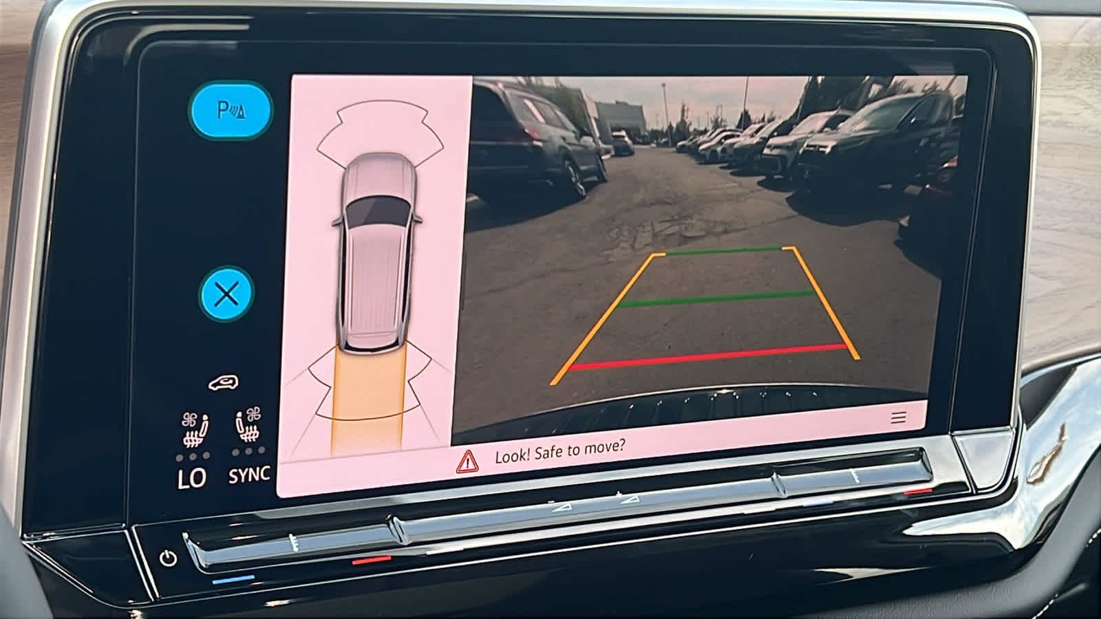 Thumbnail: 2026 Volkswagen Atlas - 16