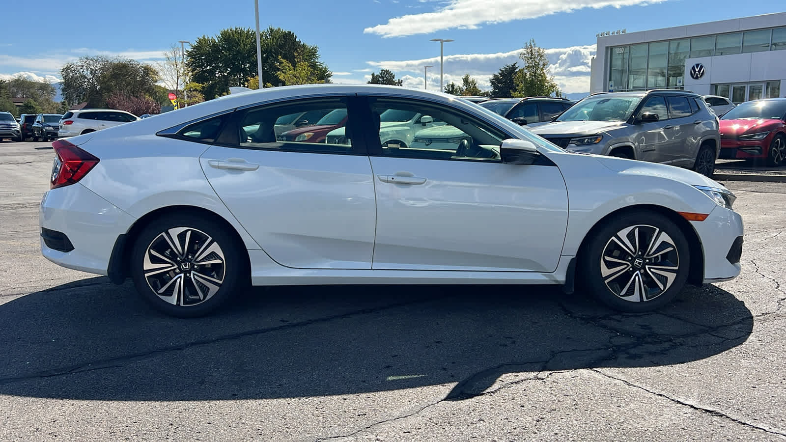 Thumbnail: 2018 Honda Civic - 4
