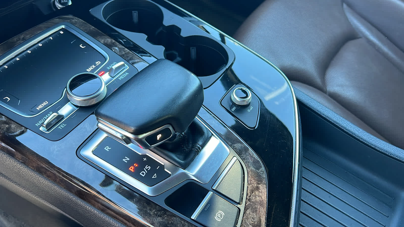 Thumbnail: 2018 Audi Q7 - 13