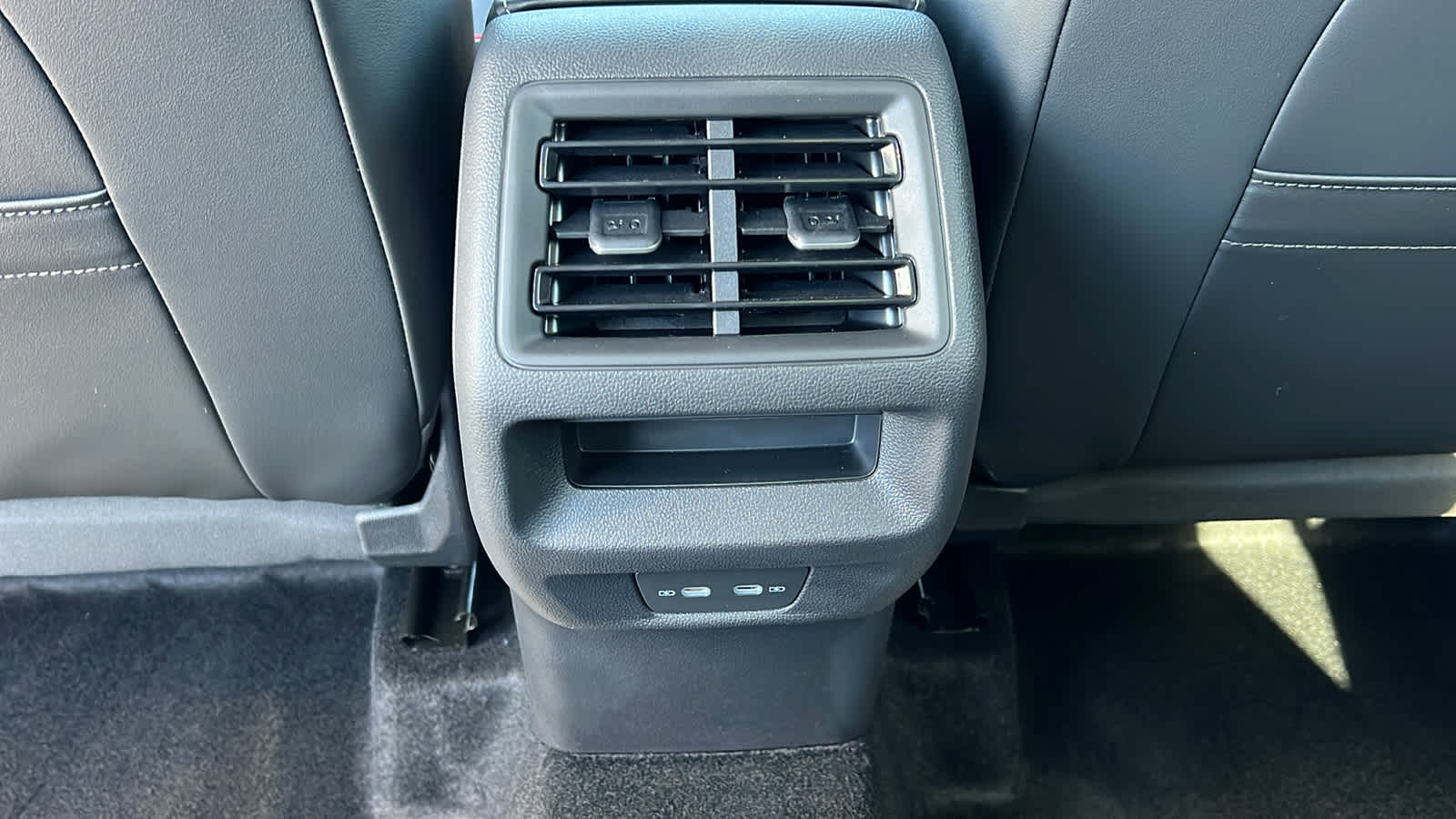 Thumbnail: 2026 Volkswagen Tiguan - 25