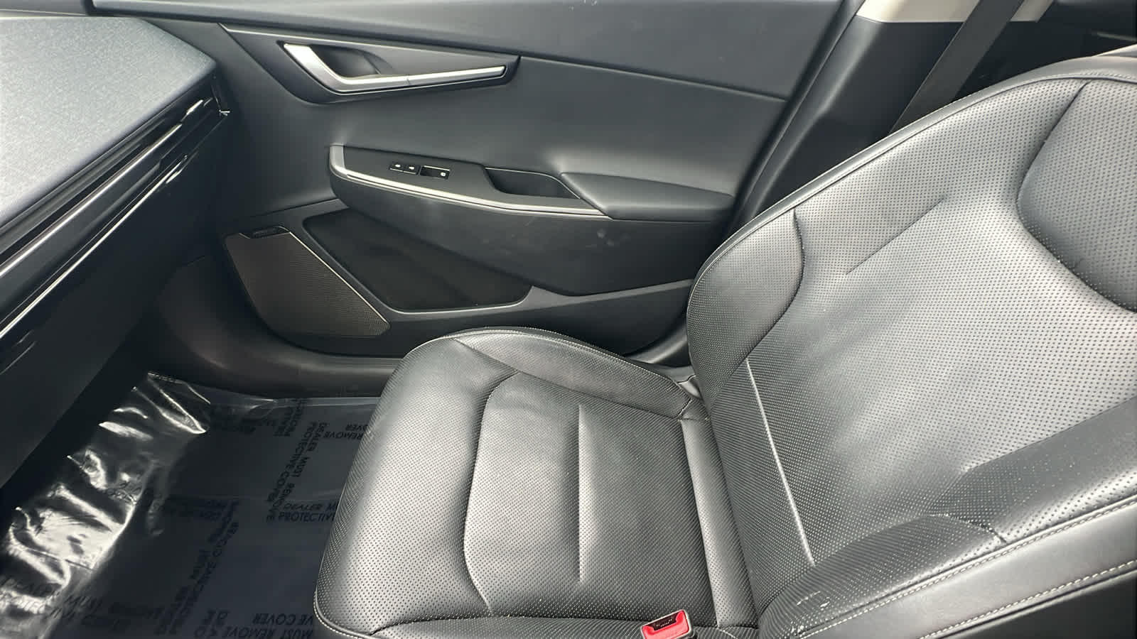 Thumbnail: 2022 Kia EV6 - 12