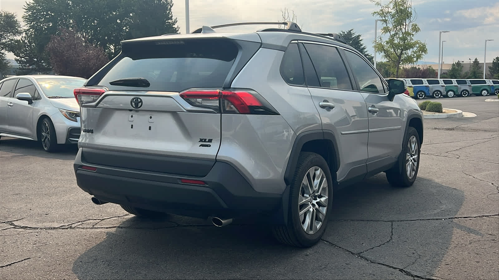 Thumbnail: 2023 Toyota RAV4 - 5