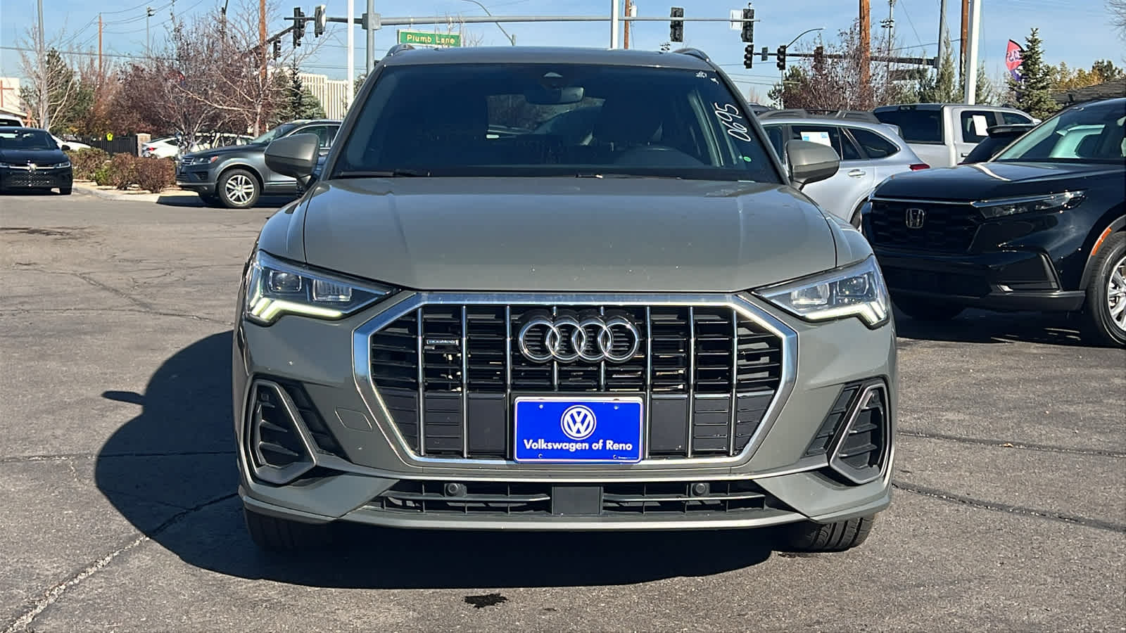 2023 Audi Q3 S line Premium photo 2