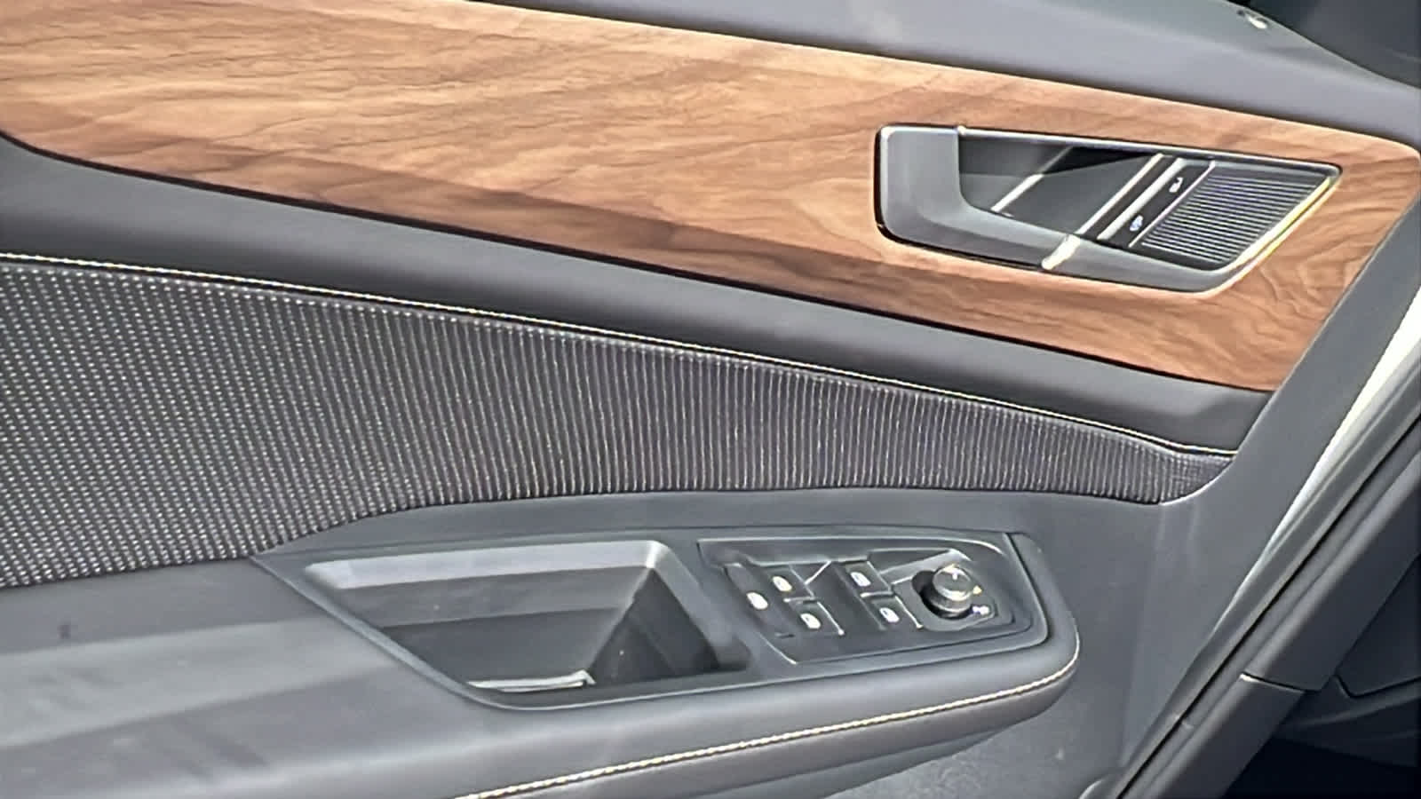 Thumbnail: 2026 Volkswagen Atlas - 22