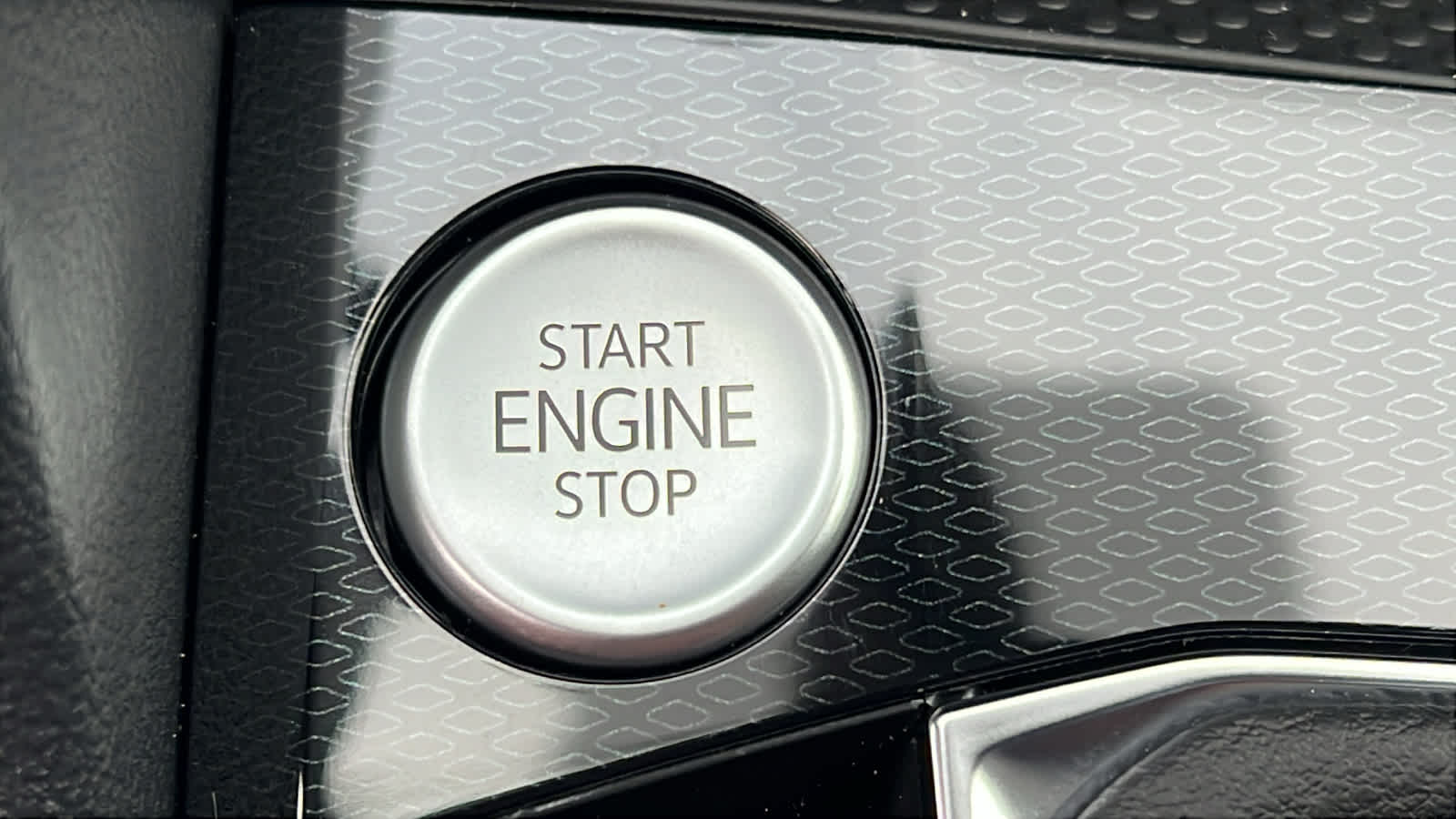 Thumbnail: 2026 Volkswagen Taos - 17