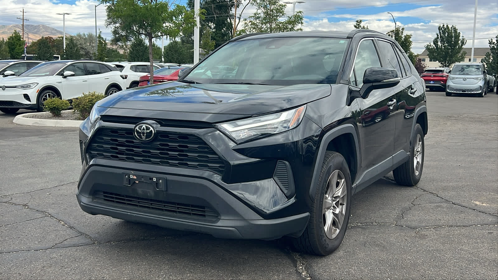 Thumbnail: 2022 Toyota RAV4 - 1