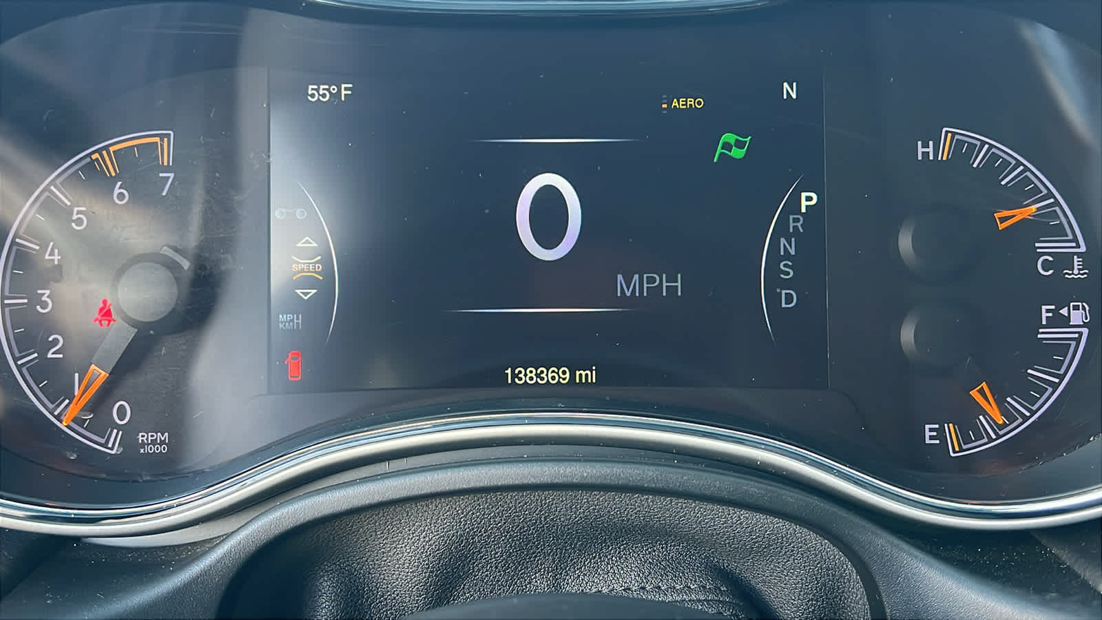 Thumbnail: 2014 Jeep Grand Cherokee - 21