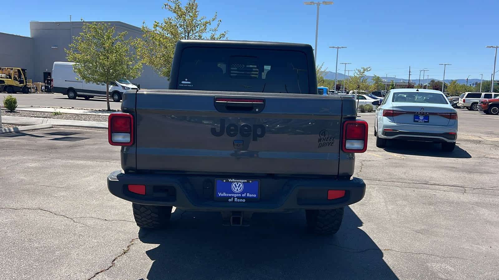 Thumbnail: 2023 Jeep Gladiator - 6