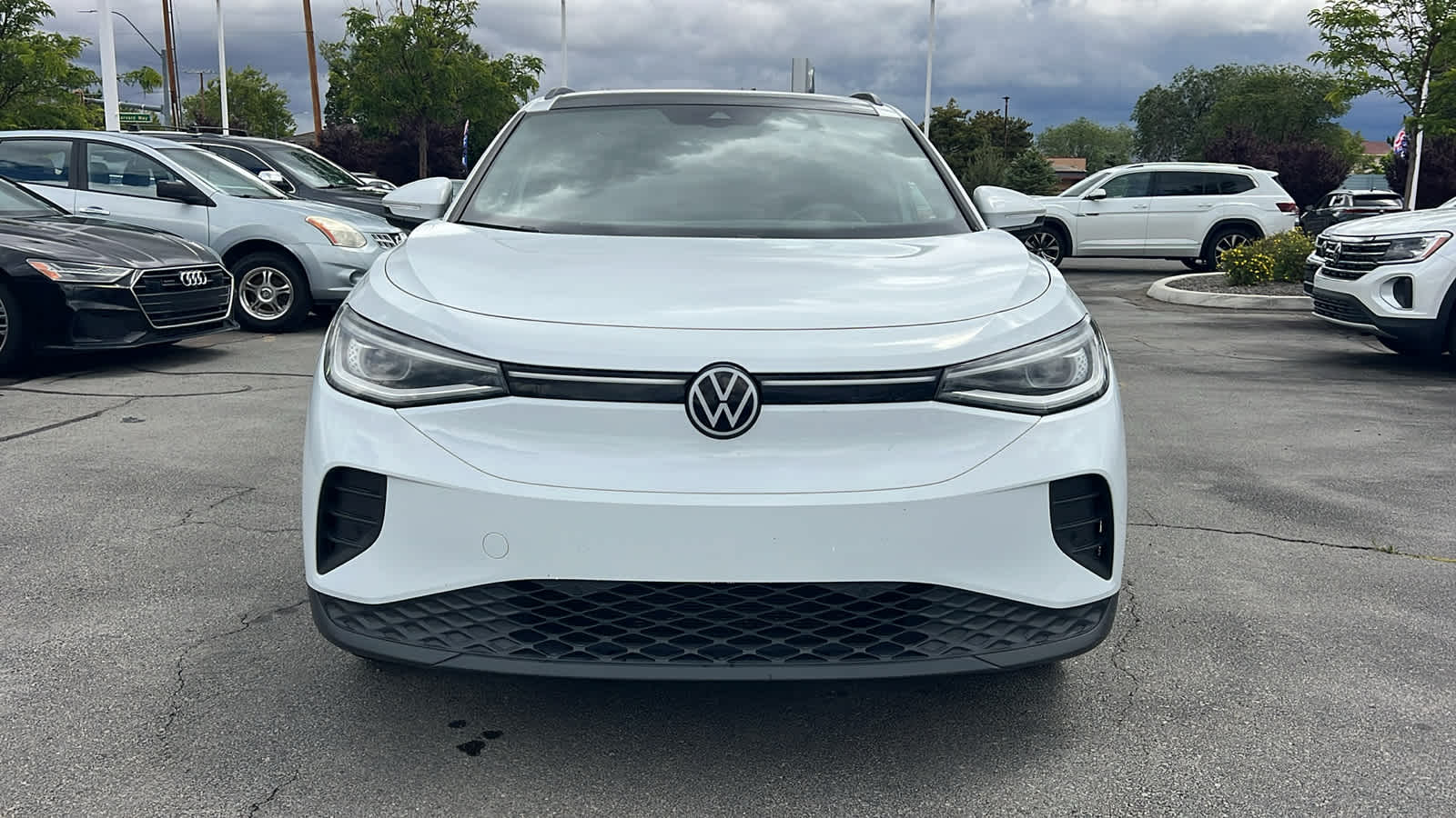 Thumbnail: 2021 Volkswagen ID.4 - 2