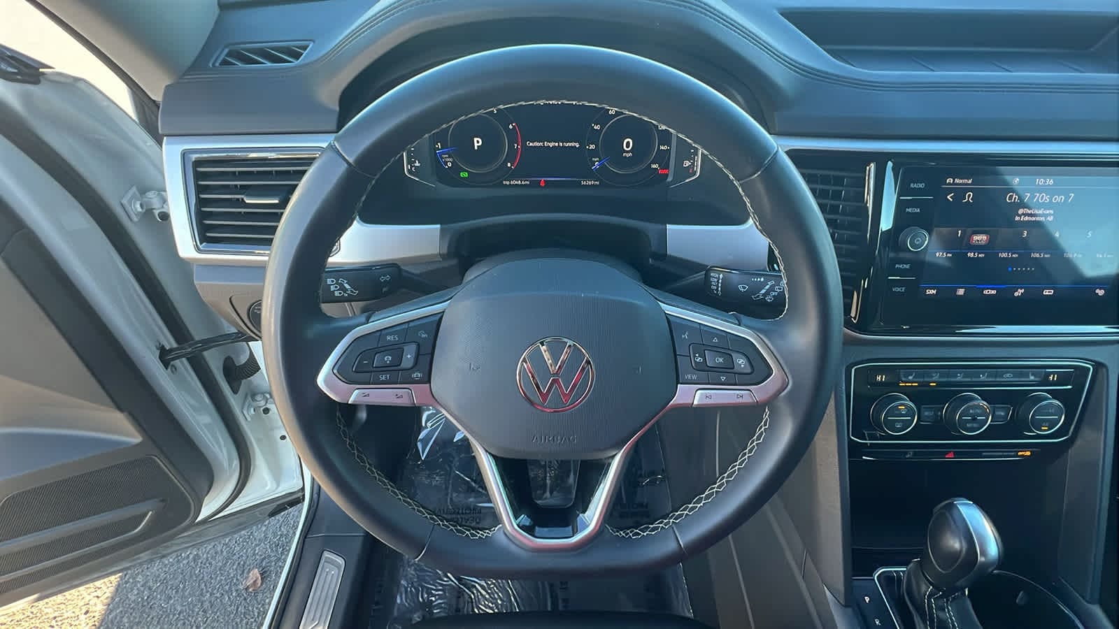 Thumbnail: 2022 Volkswagen Atlas - 18