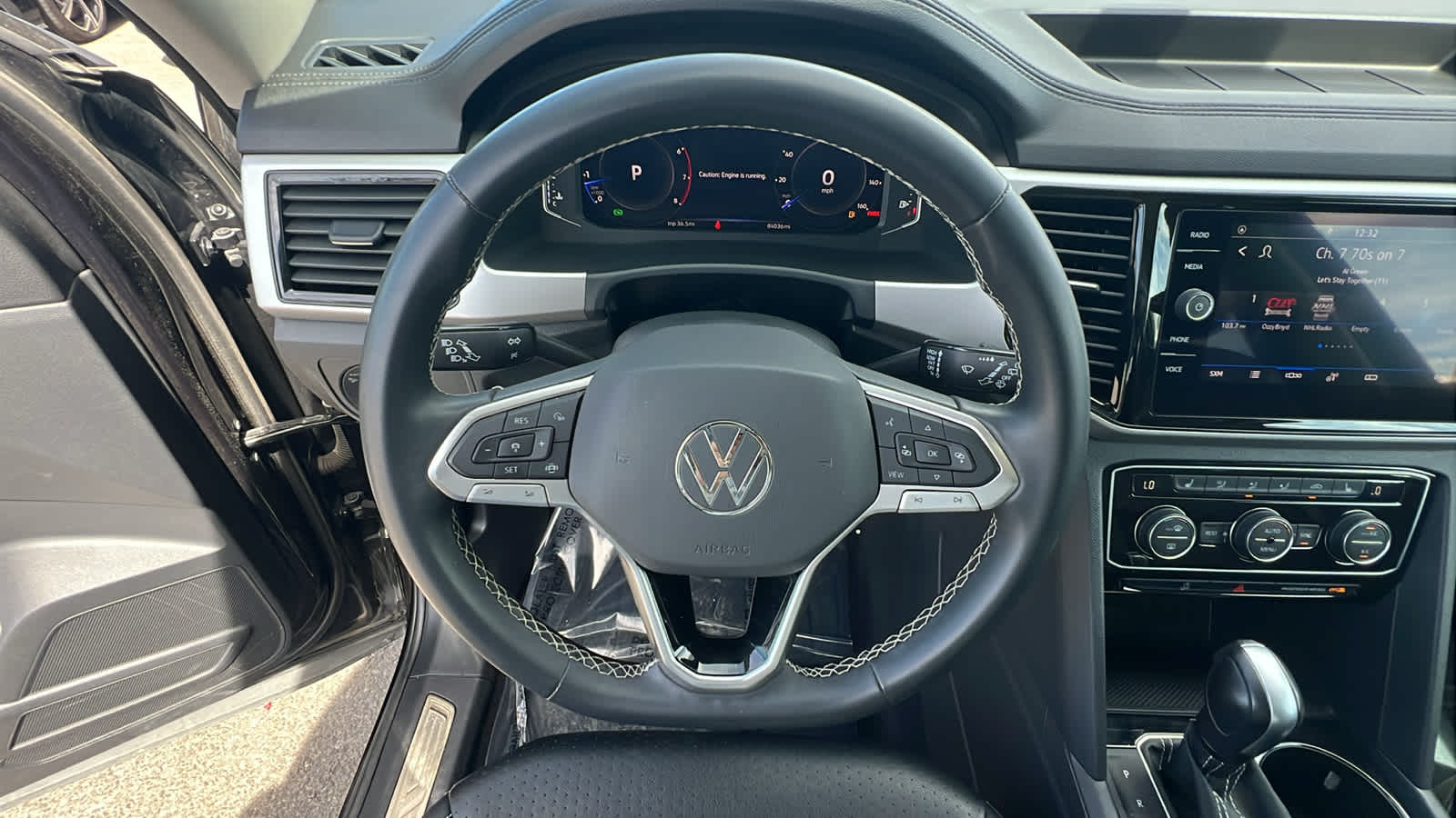 Thumbnail: 2022 Volkswagen Atlas - 18
