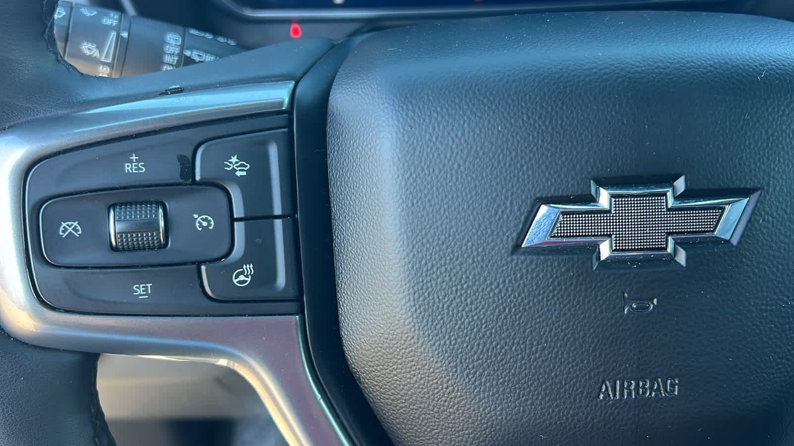 Thumbnail: 2023 Chevrolet Tahoe - 19