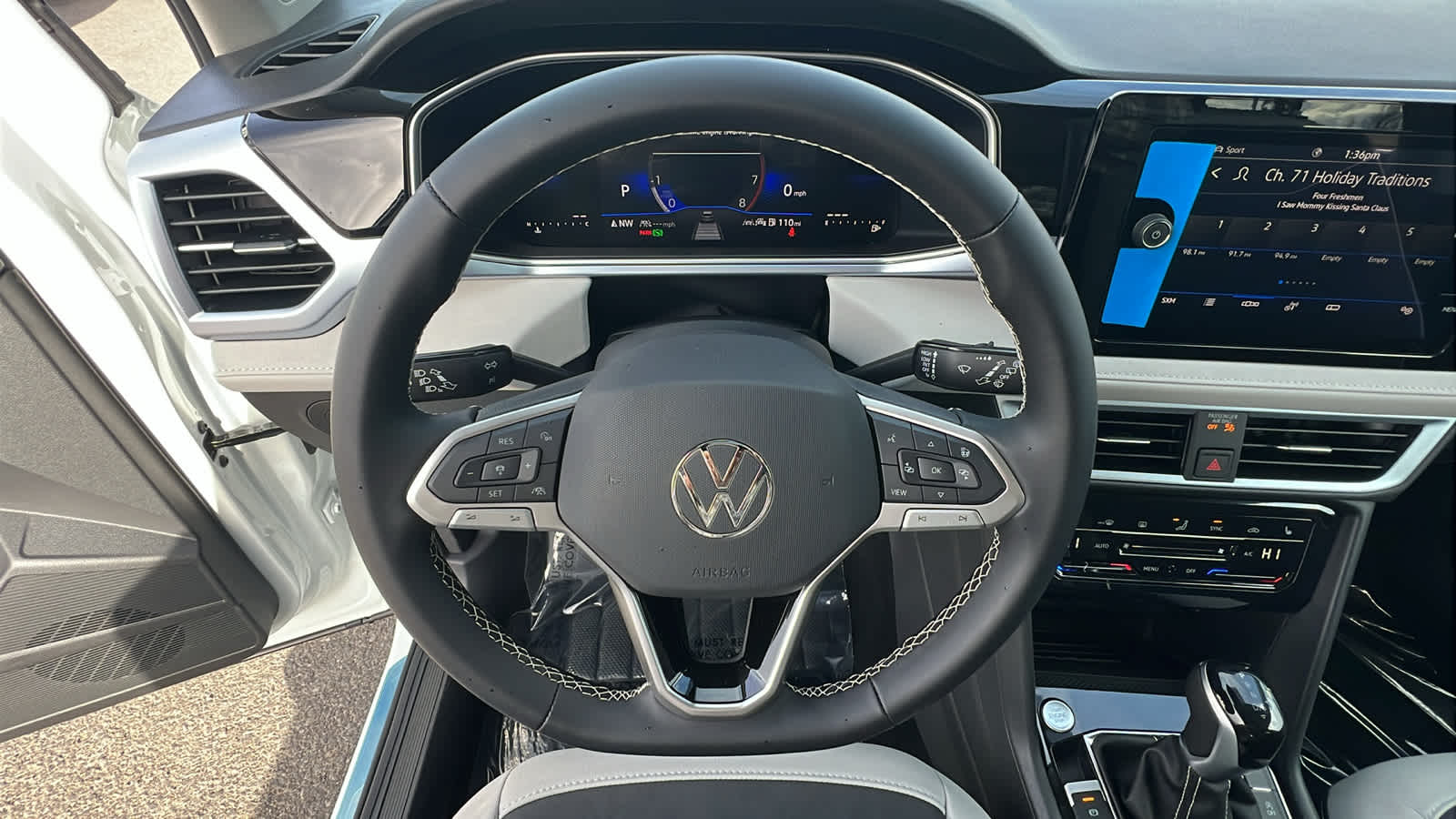 Thumbnail: 2026 Volkswagen Taos - 18