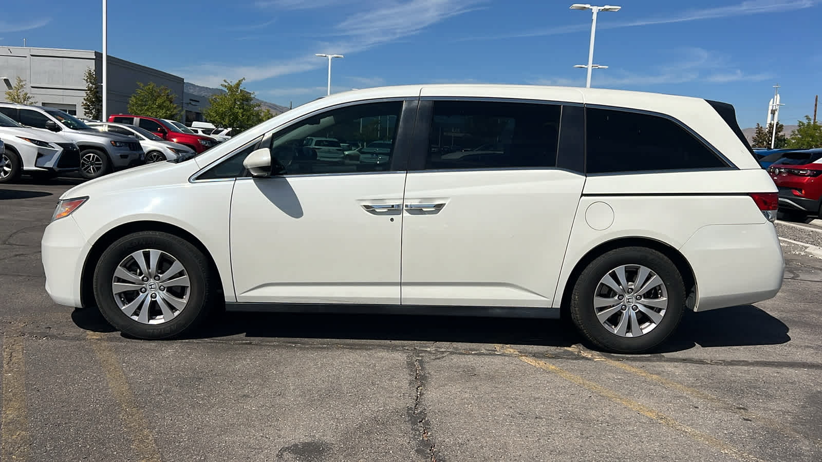 Thumbnail: 2016 Honda Odyssey - 8