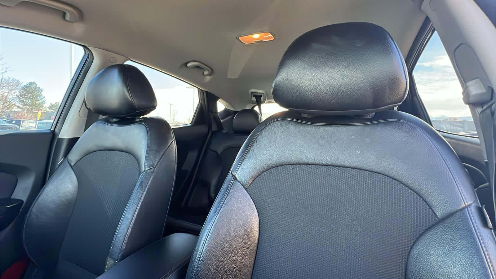 Thumbnail: 2015 Hyundai Tucson - 11