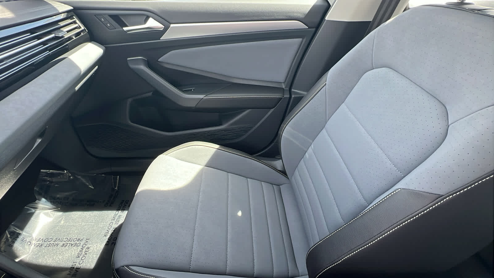 Thumbnail: 2026 Volkswagen Jetta - 12