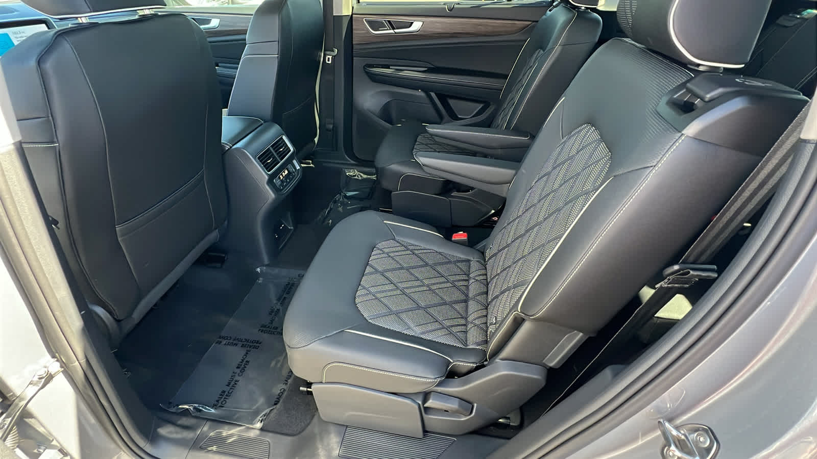 Thumbnail: 2026 Volkswagen Atlas - 24