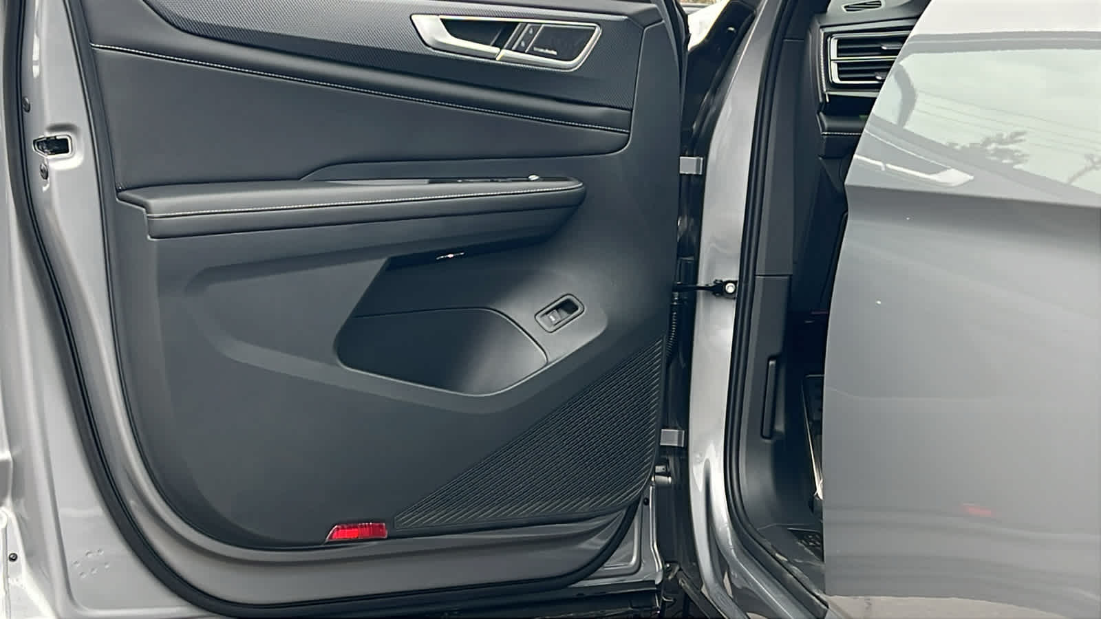 Thumbnail: 2026 Volkswagen Atlas - 23