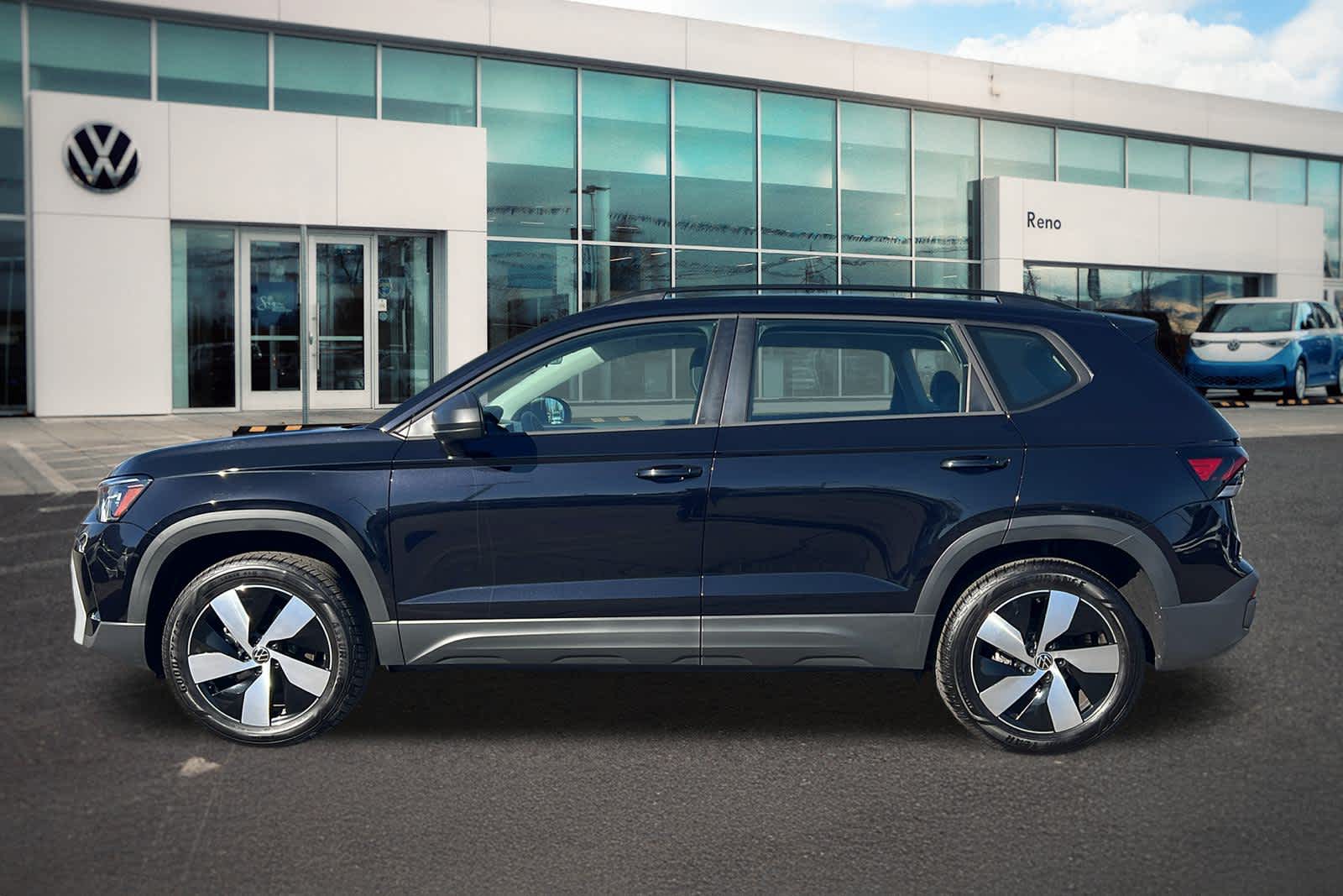 Thumbnail: 2025 Volkswagen Taos - 8