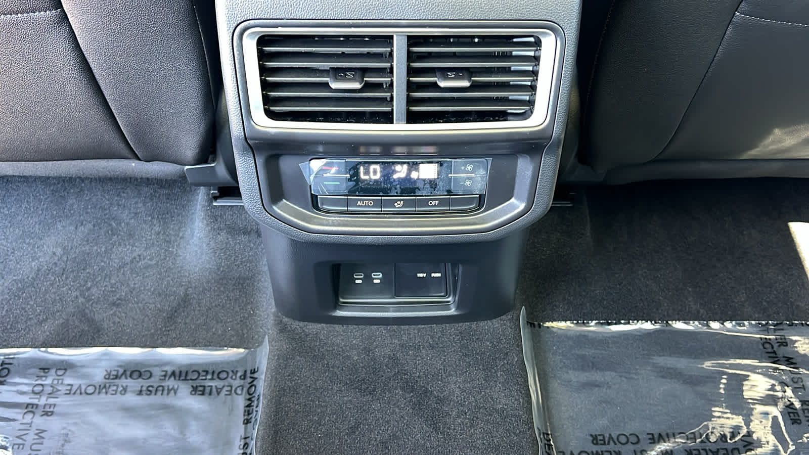 Thumbnail: 2025 Volkswagen Atlas - 25