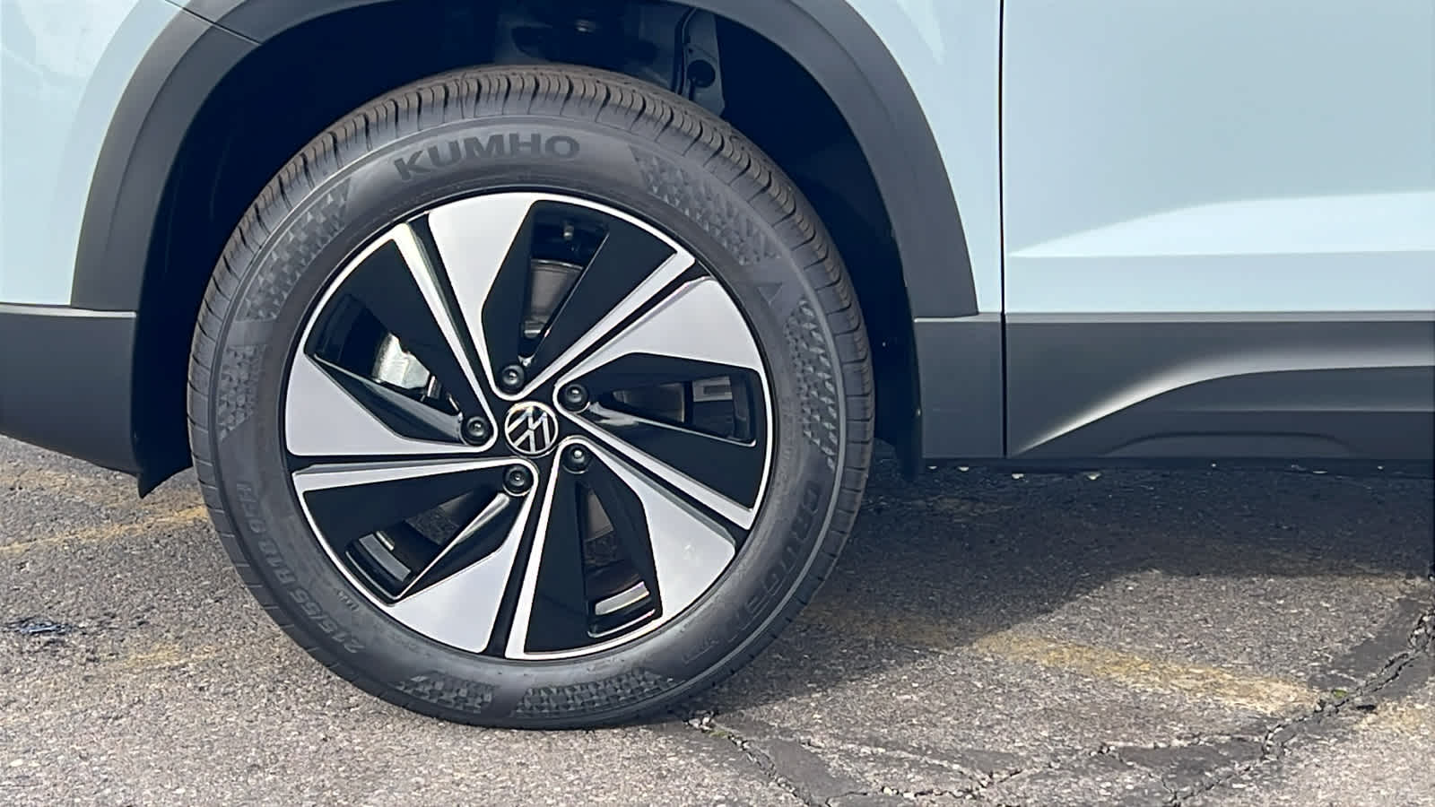 Thumbnail: 2026 Volkswagen Taos - 9