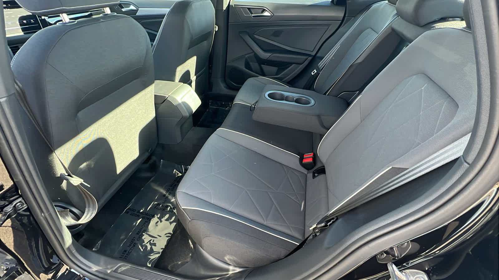 Thumbnail: 2026 Volkswagen Jetta - 24