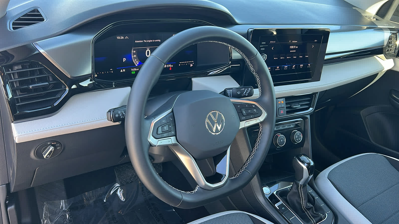 Thumbnail: 2025 Volkswagen Taos - 10