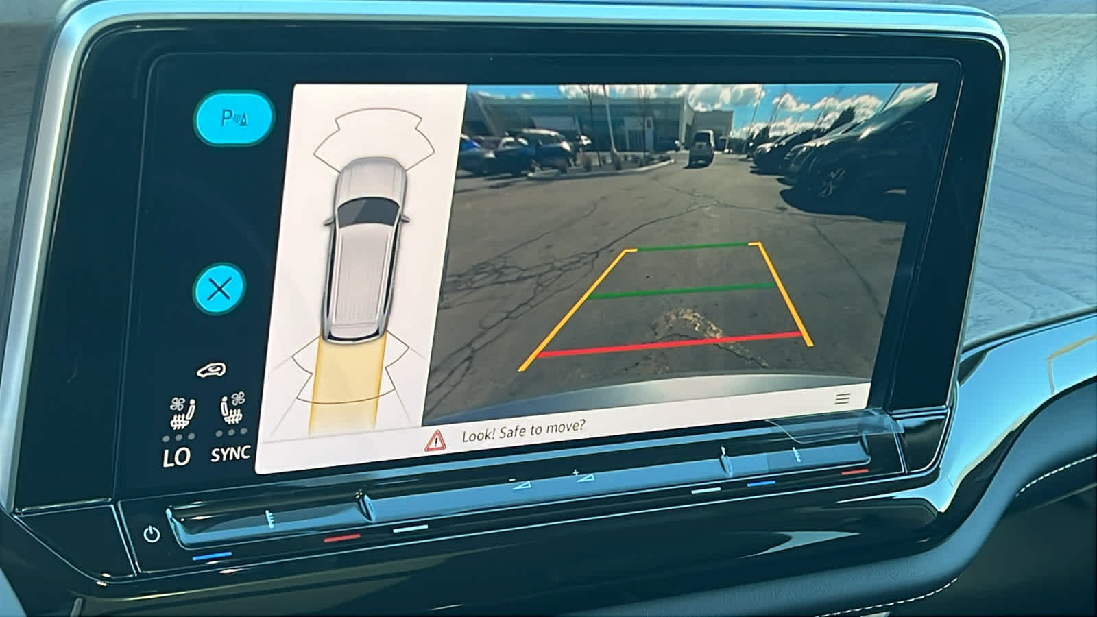 Thumbnail: 2026 Volkswagen Atlas - 16