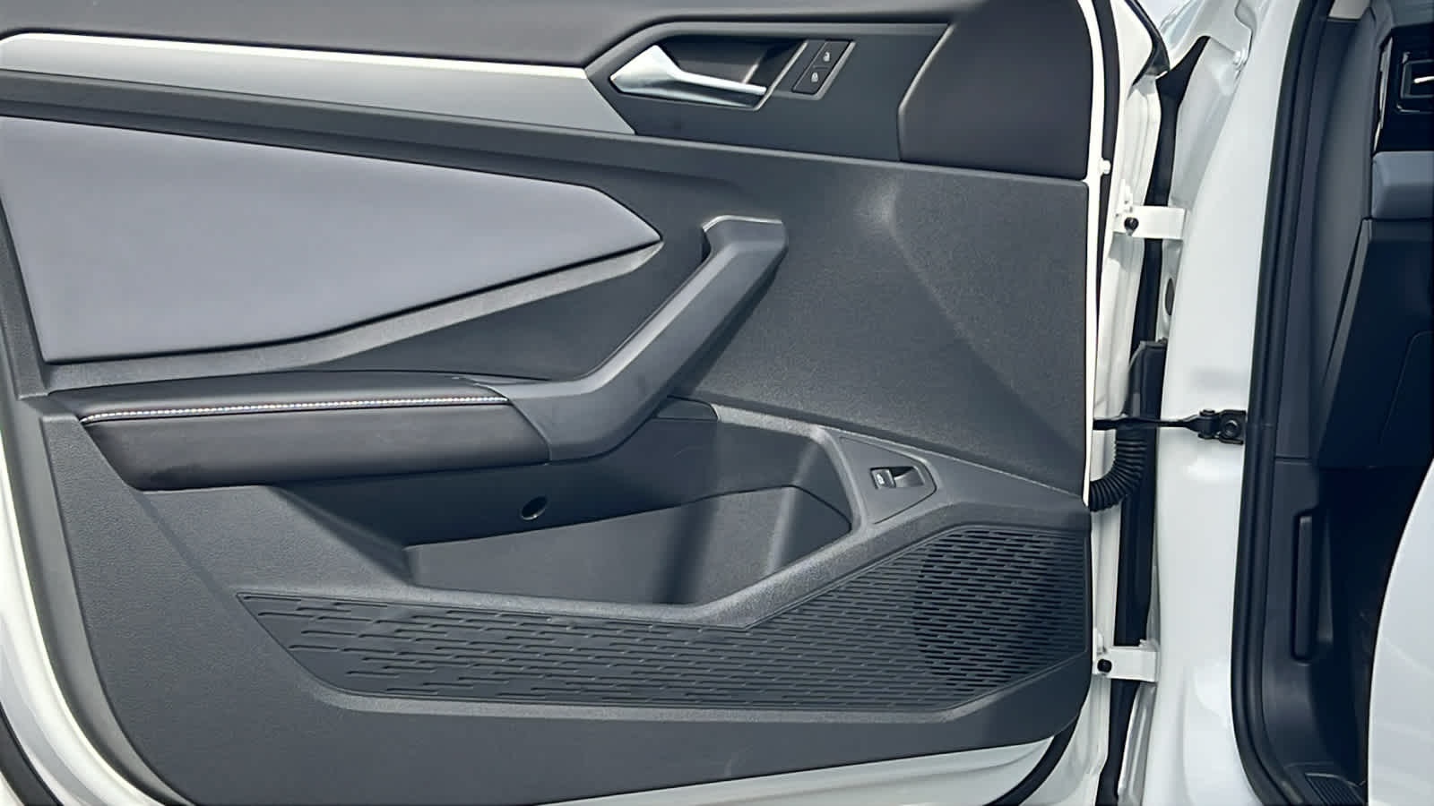 Thumbnail: 2026 Volkswagen Jetta - 23