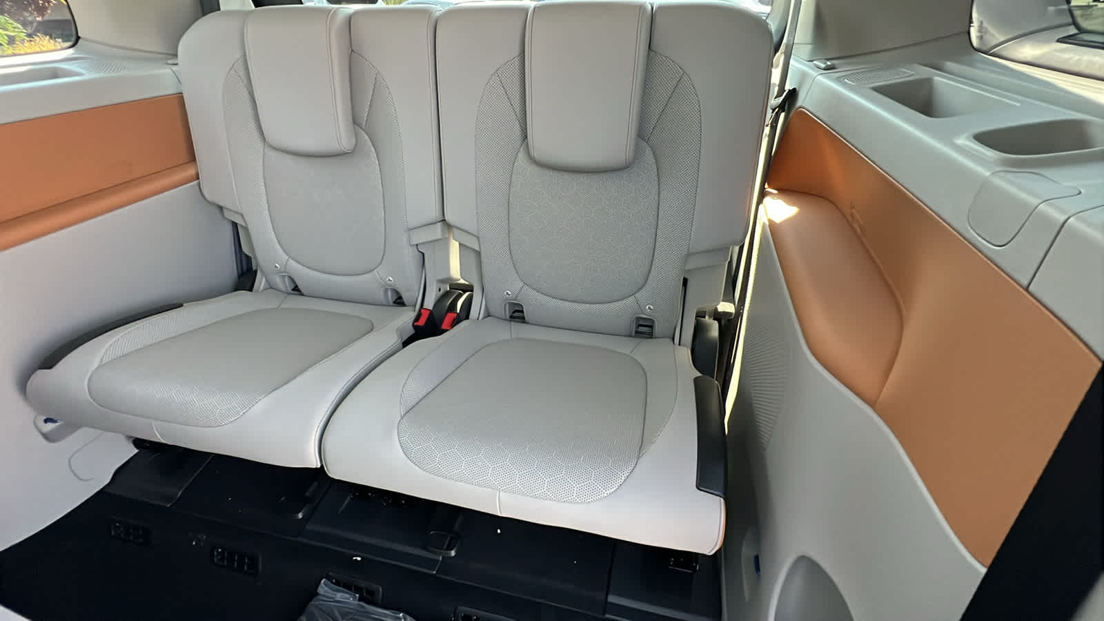 Thumbnail: 2025 Volkswagen ID.Buzz - 31