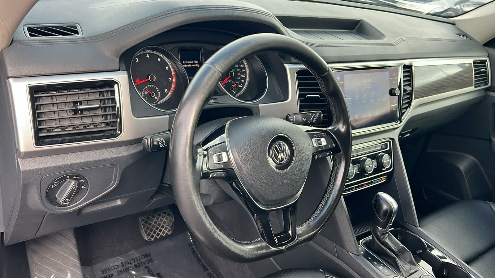 Thumbnail: 2018 Volkswagen Atlas - 10