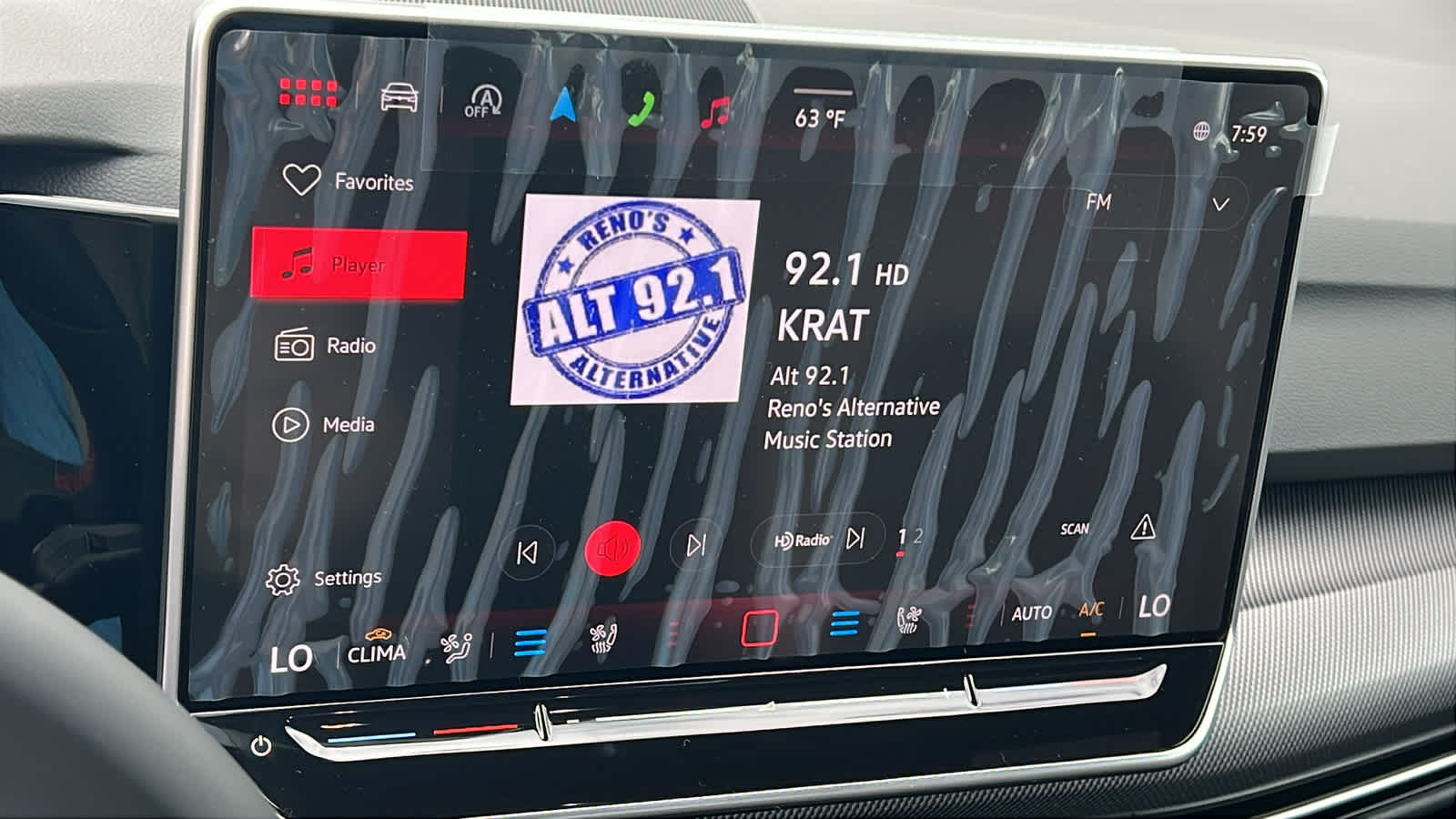 Thumbnail: 2025 Volkswagen Golf - 15