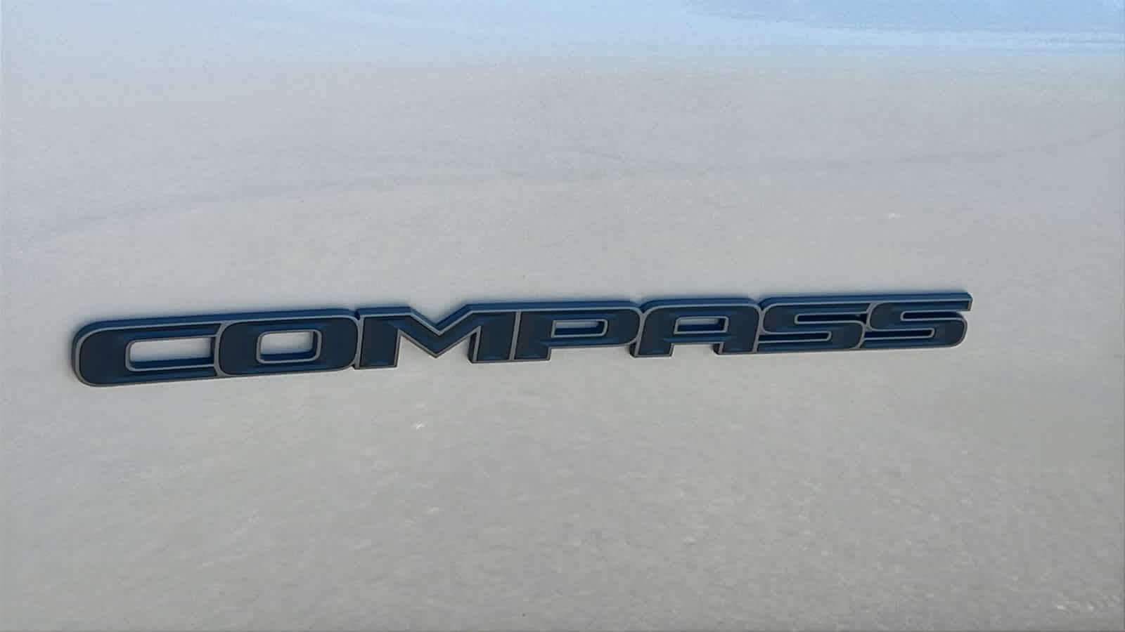 Thumbnail: 2022 Jeep Compass - 28