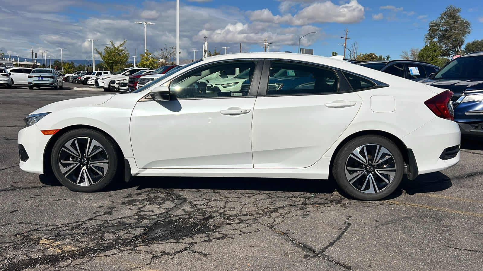 Thumbnail: 2018 Honda Civic - 8