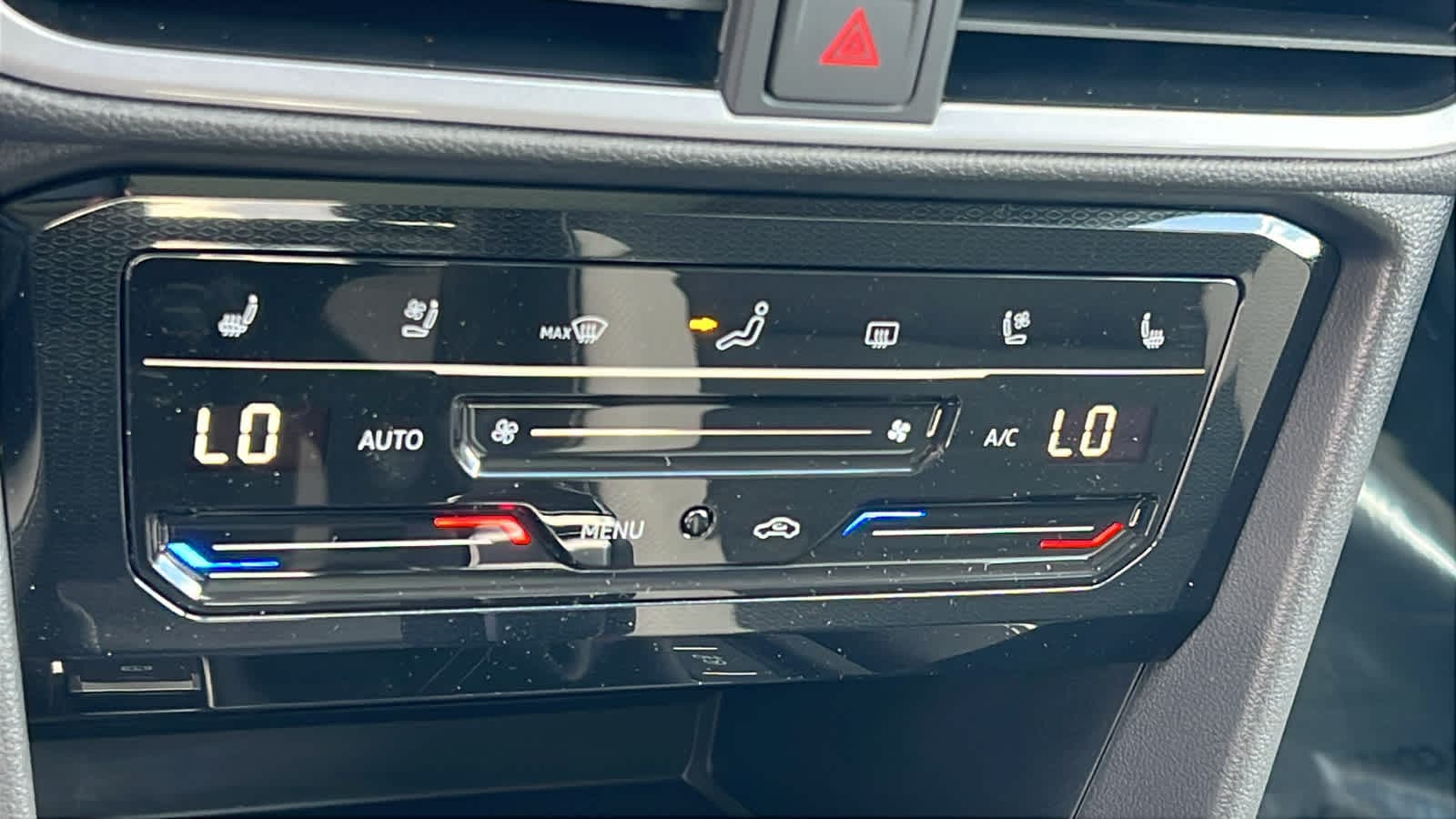 Thumbnail: 2026 Volkswagen Taos - 14