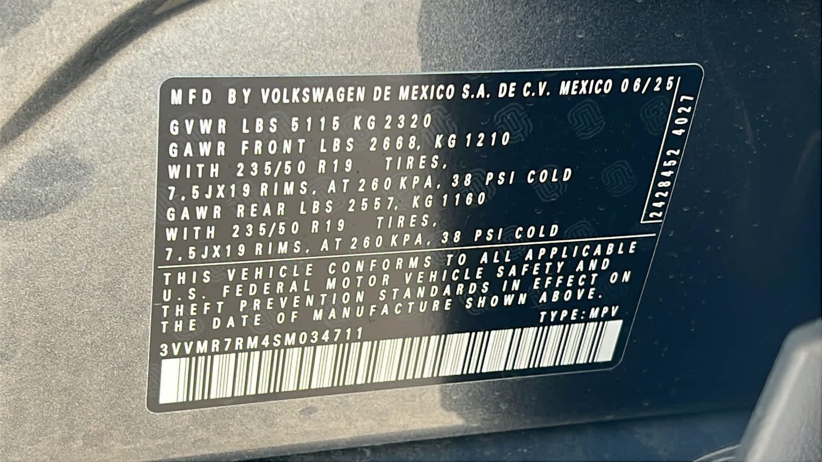 Thumbnail: 2025 Volkswagen Tiguan - 30