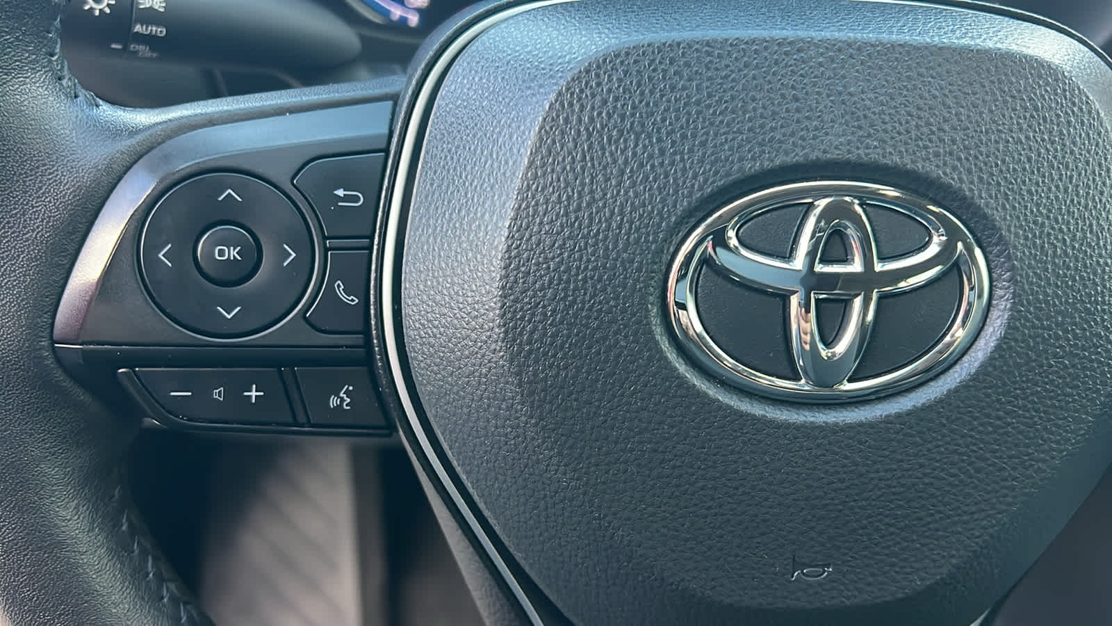 Thumbnail: 2024 Toyota RAV4 - 19